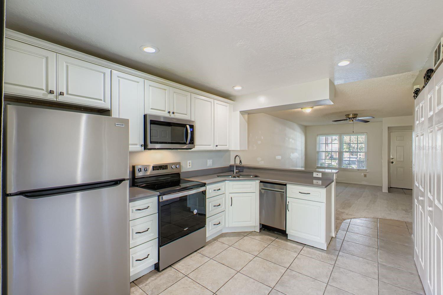 Image 11 of 31 For 5417 Lake Margaret Drive C