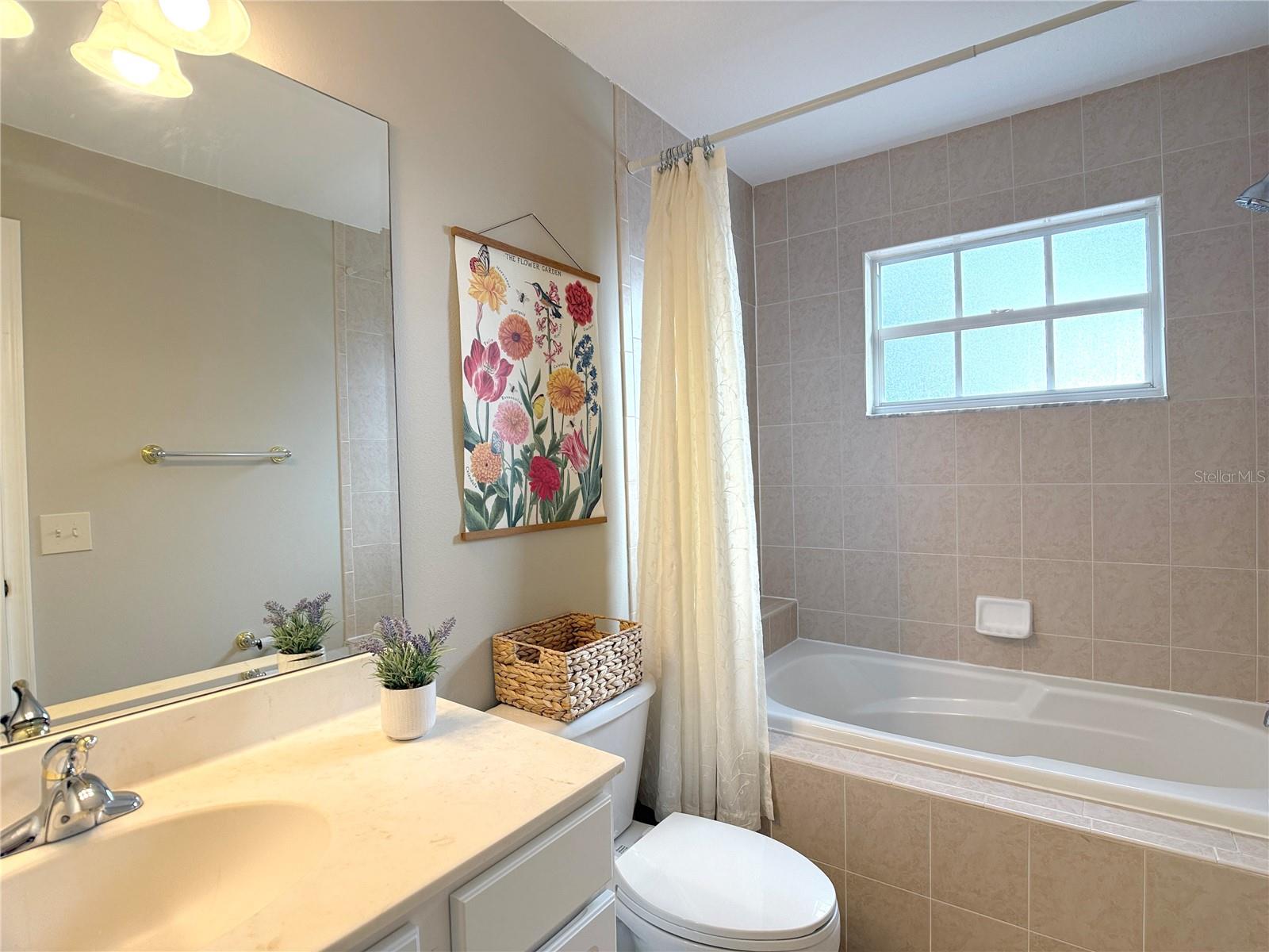 Image 22 of 42 For 104 Vista Loop