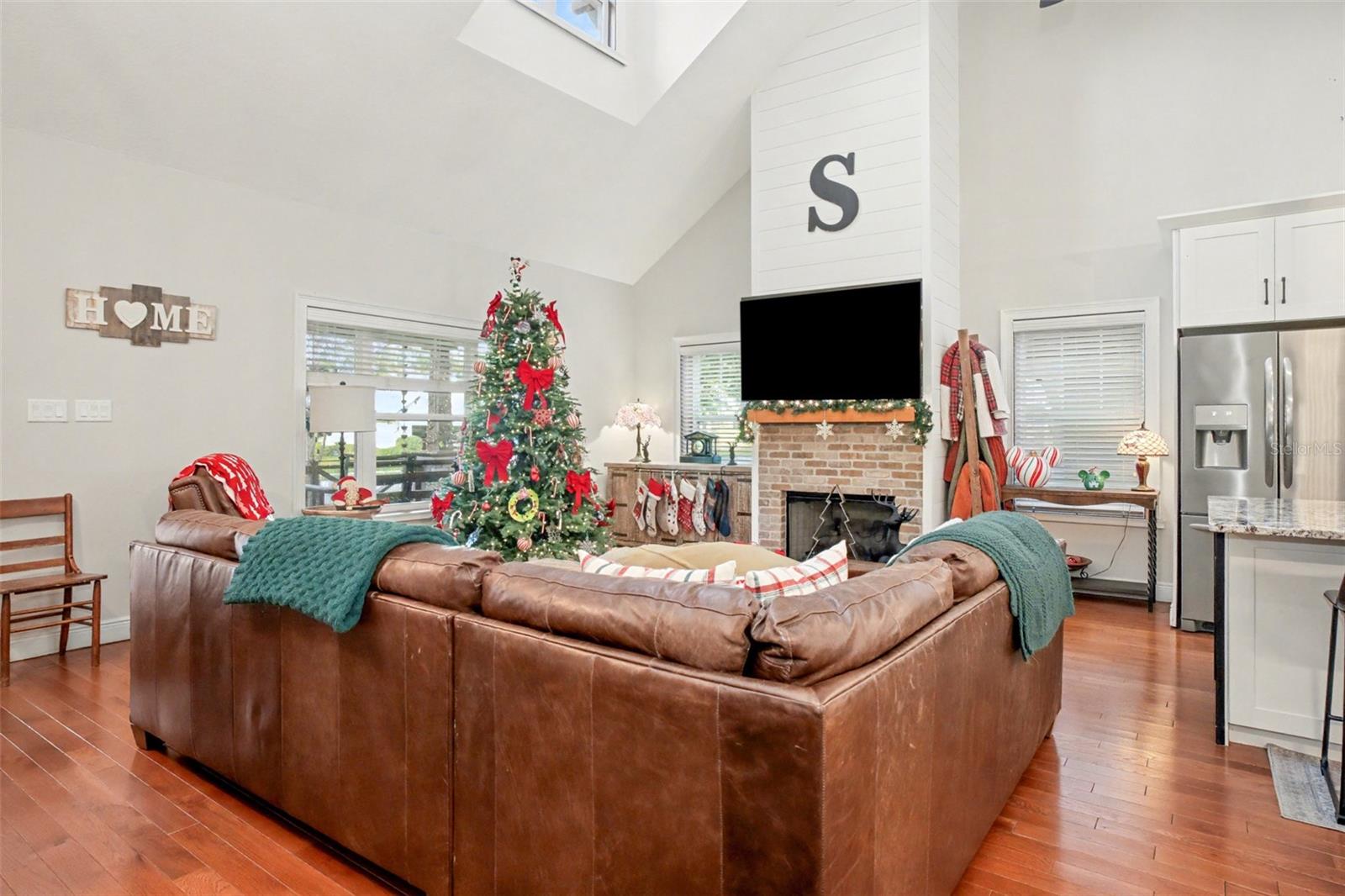 Image 10 of 48 For 275 Delaware Avenue