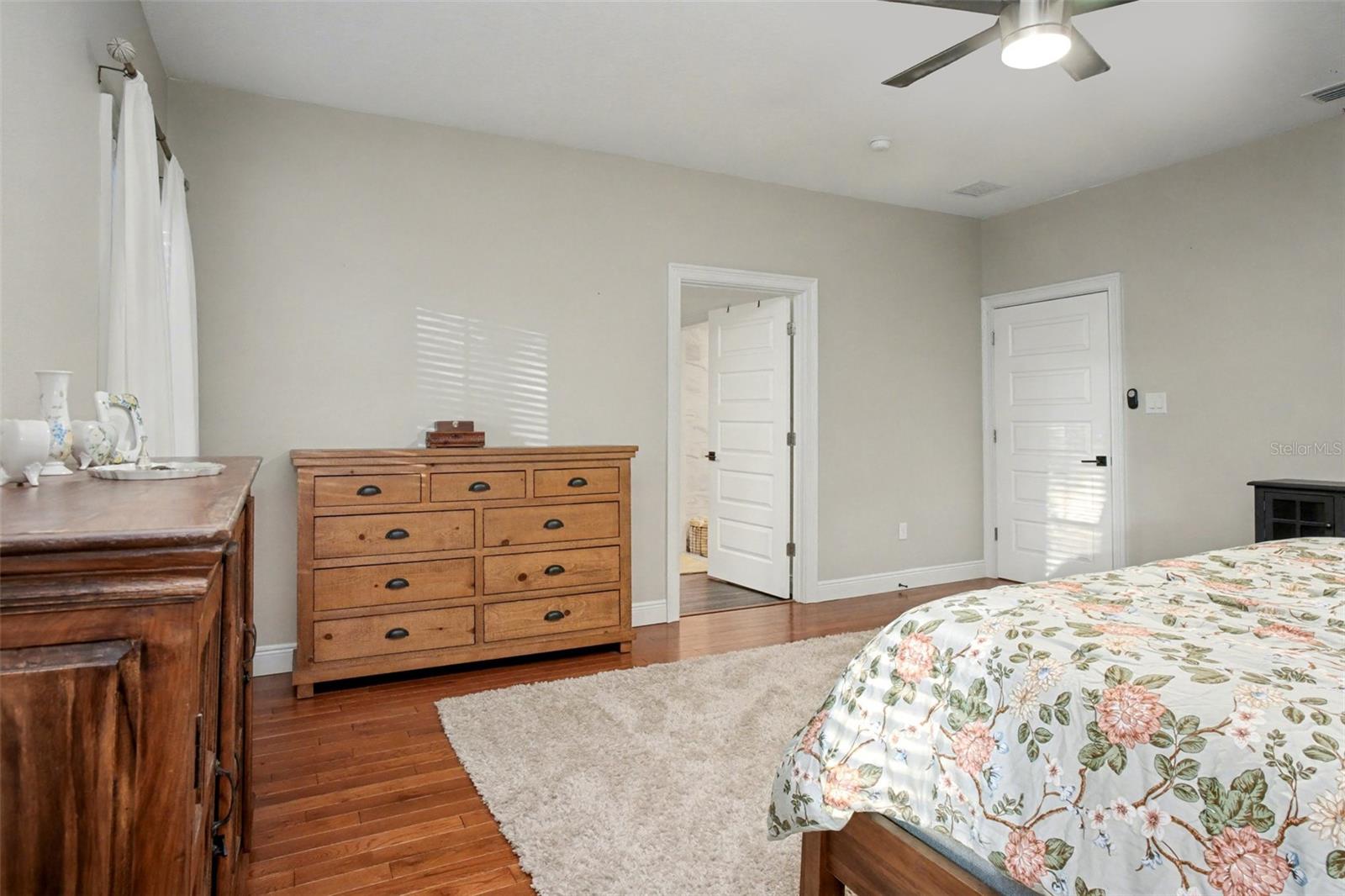 Image 25 of 48 For 275 Delaware Avenue