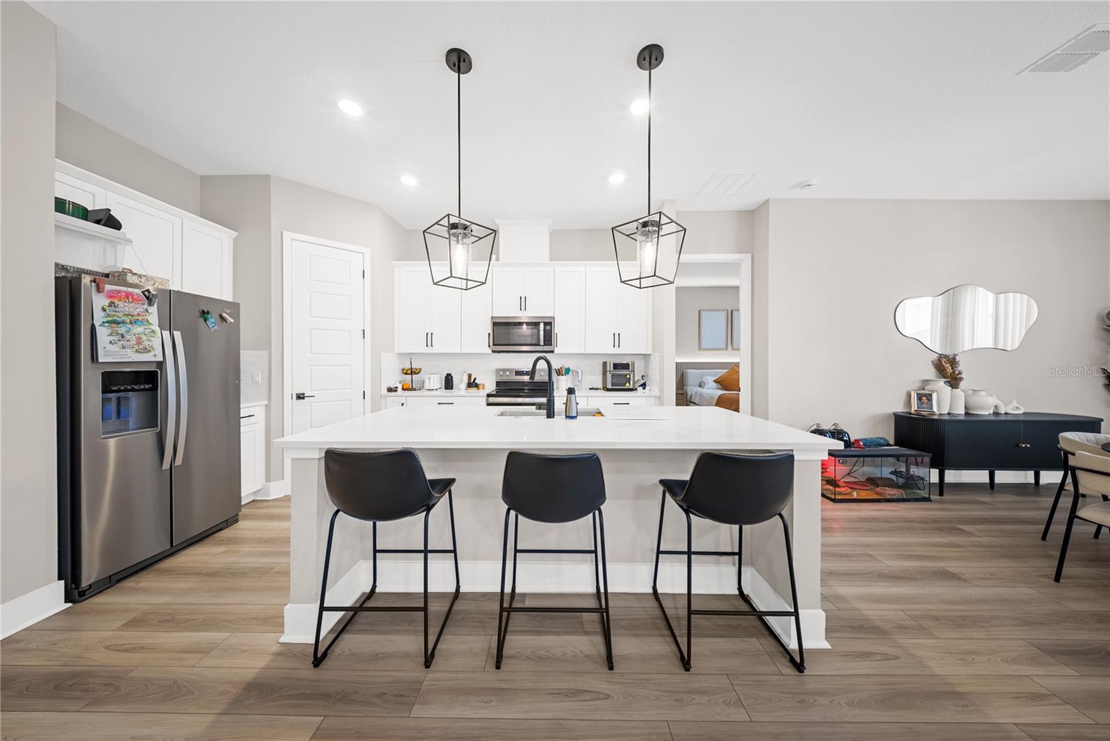 Image 20 of 72 For 16025 Silver Brook Way