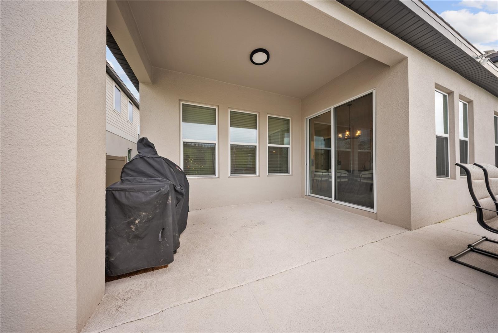 Image 38 of 72 For 16025 Silver Brook Way