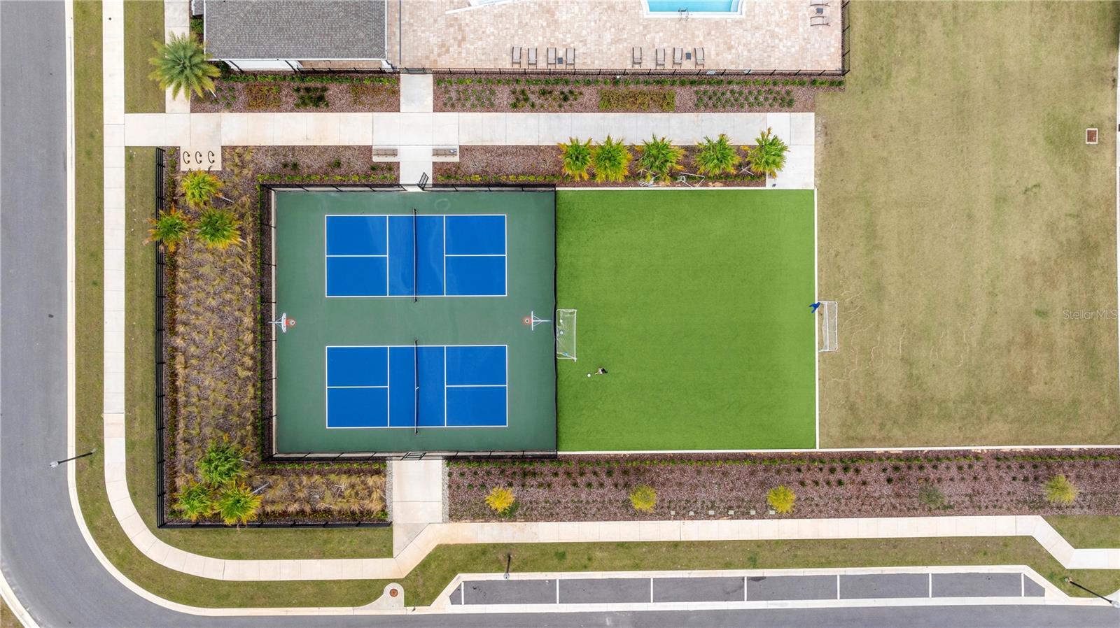 Image 60 of 72 For 16025 Silver Brook Way