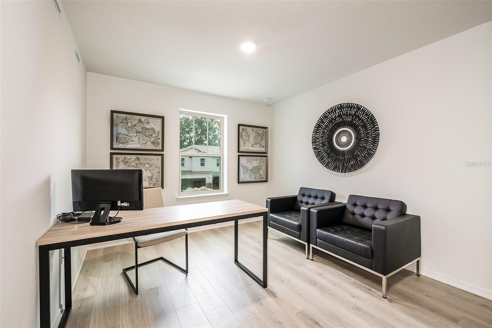 Image 18 of 19 For 1641 Greenleaf Woods Cove