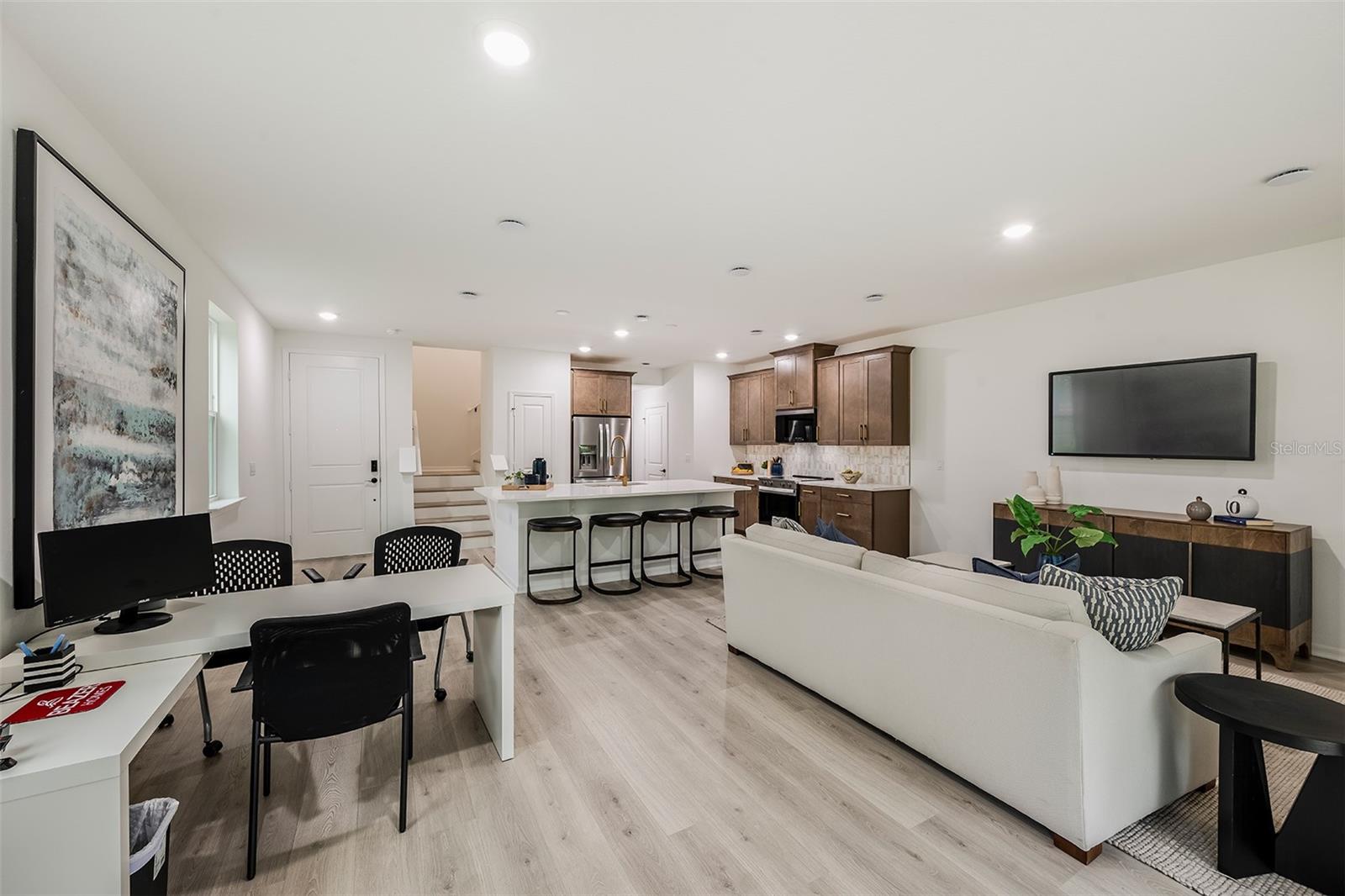 Image 9 of 19 For 1641 Greenleaf Woods Cove