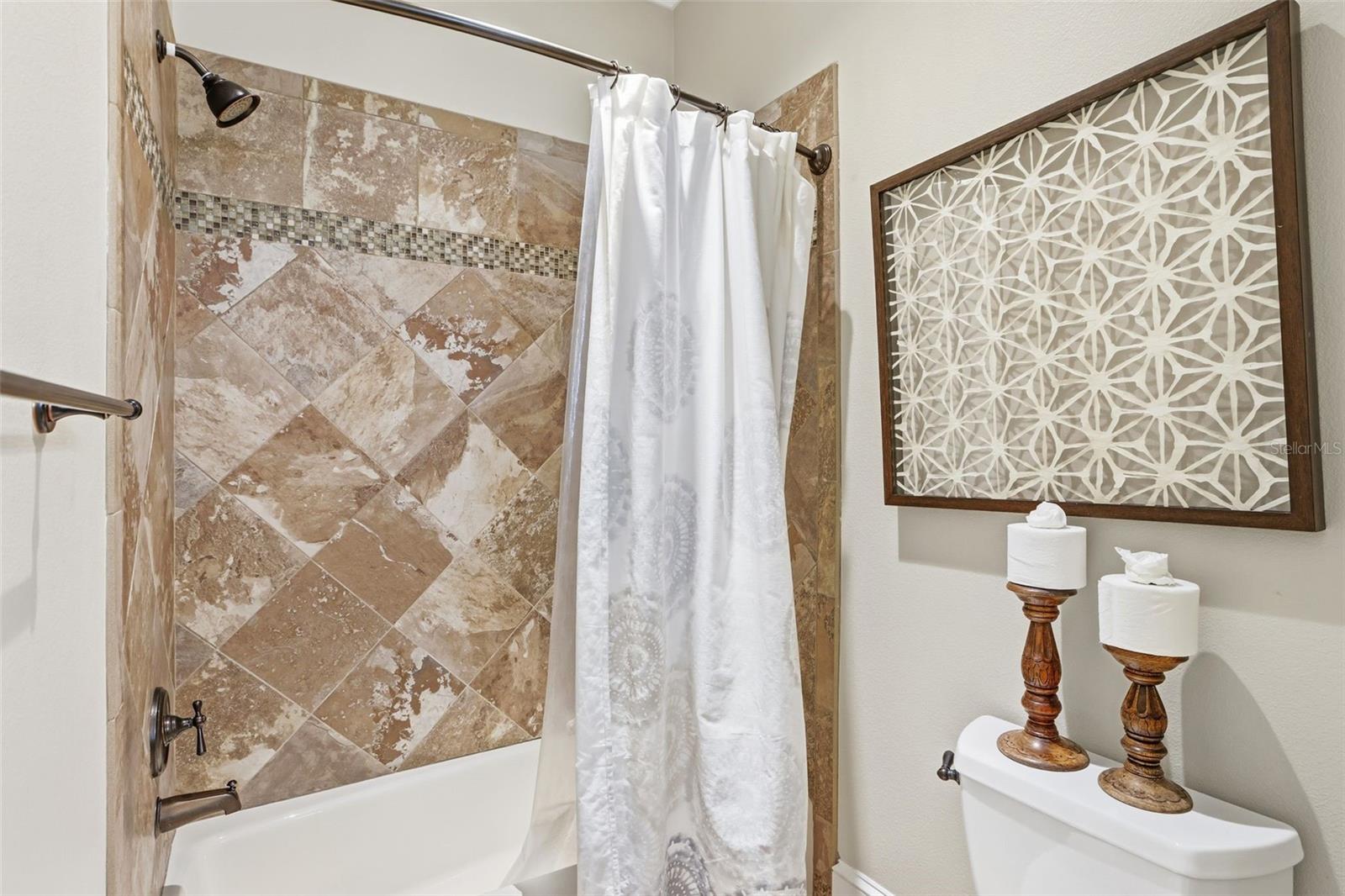 Image 37 of 82 For 713 Main Street