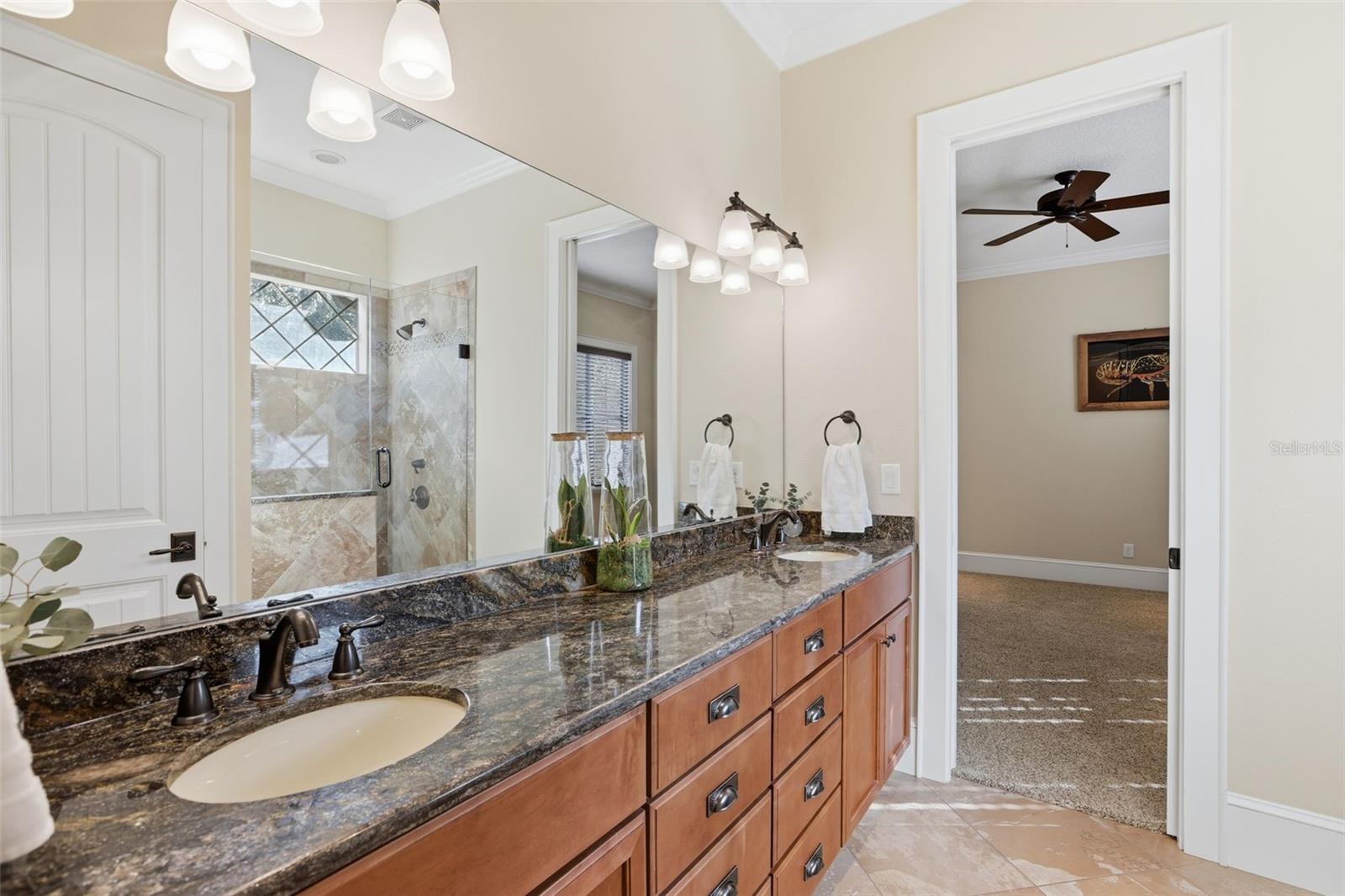 Image 48 of 82 For 713 Main Street