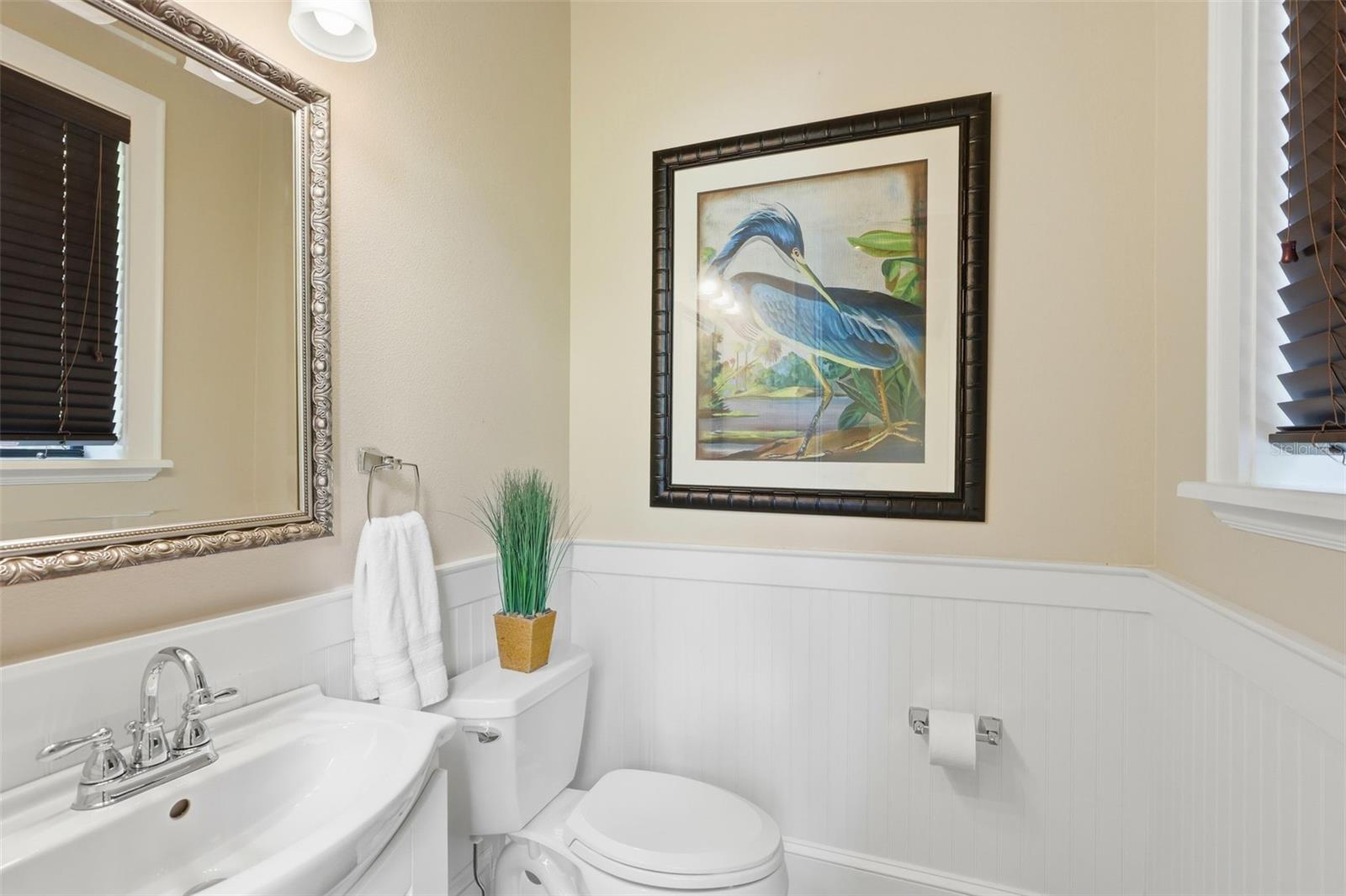 Image 54 of 82 For 713 Main Street