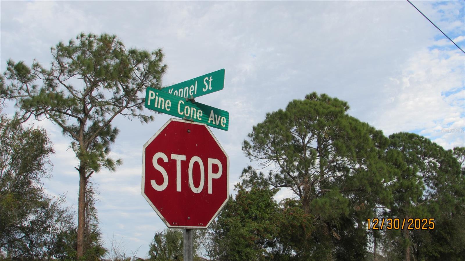 Image 4 of 7 For 835 Kennel Street