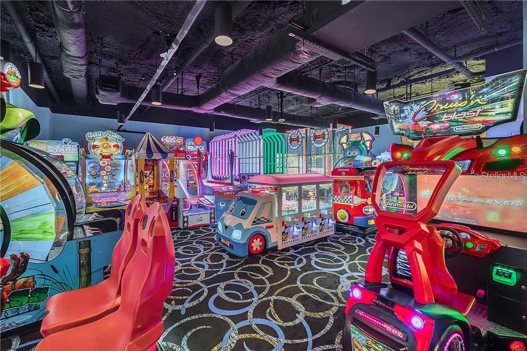 Image 34 of 36 For 14501 Grove Resort Avenue 2527