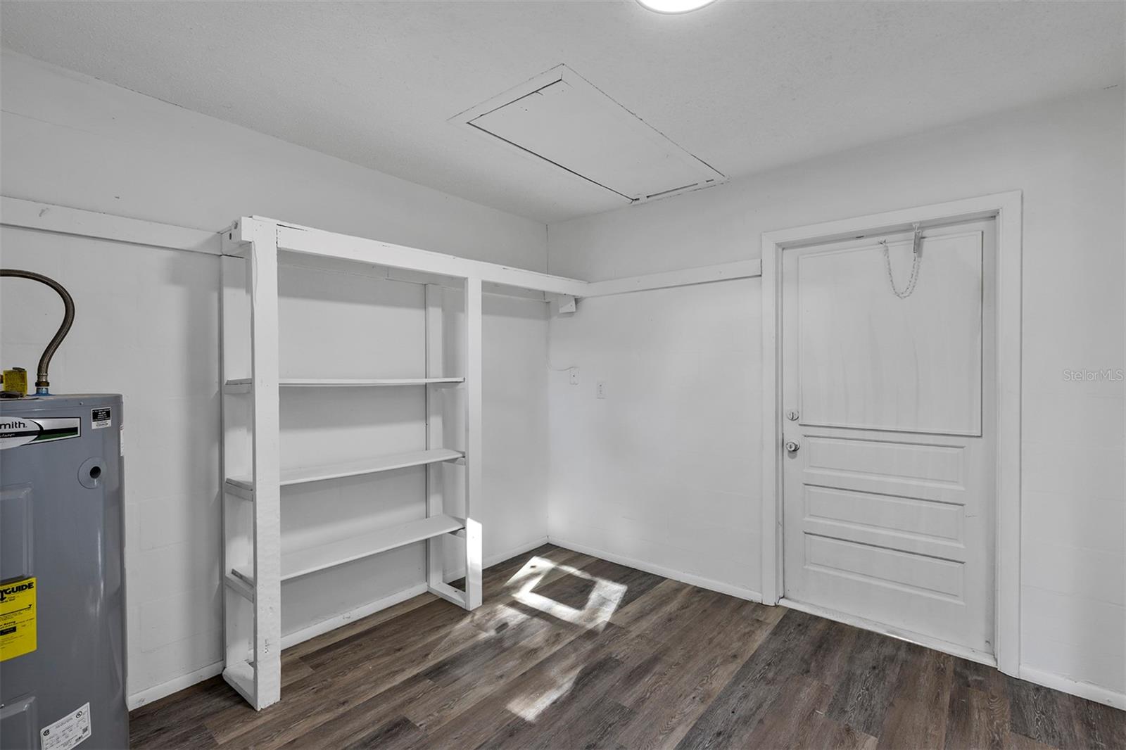 Image 11 of 31 For 230 Shore Drive