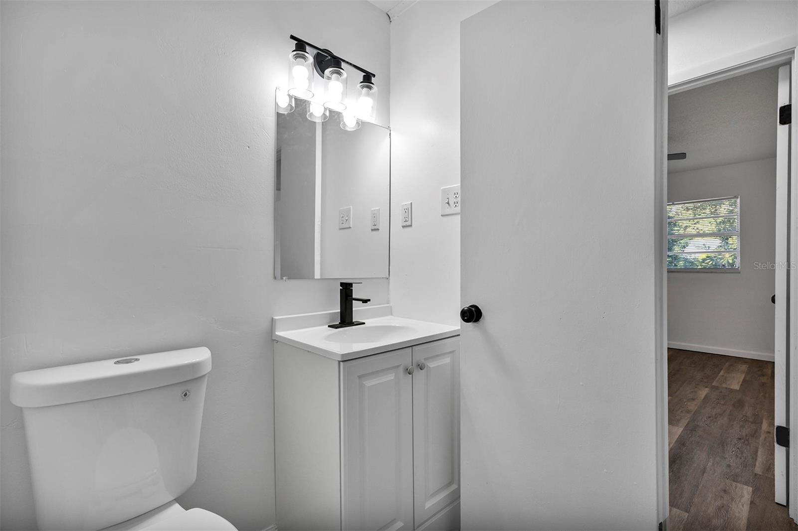 Image 18 of 31 For 230 Shore Drive