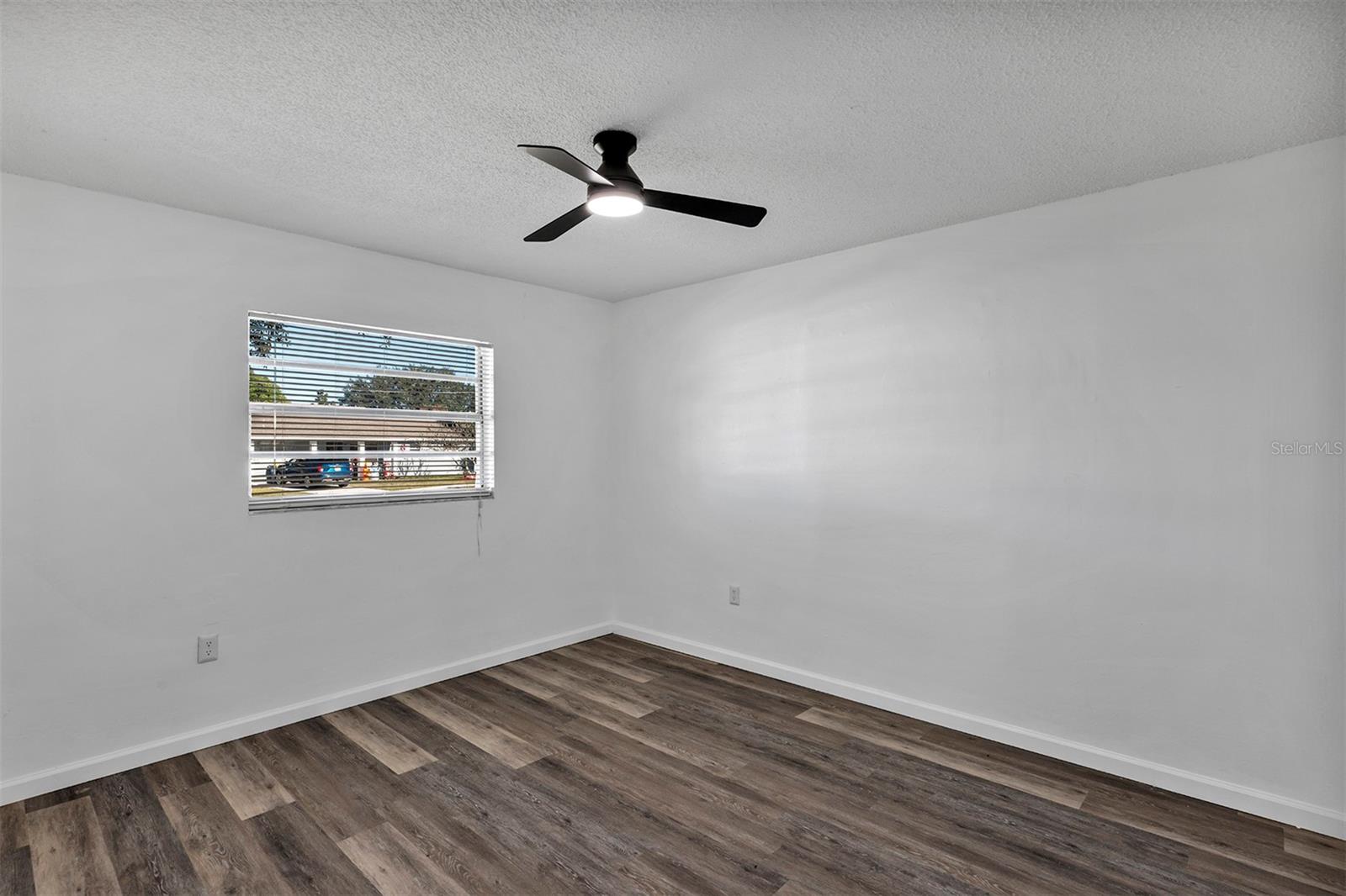 Image 20 of 31 For 230 Shore Drive