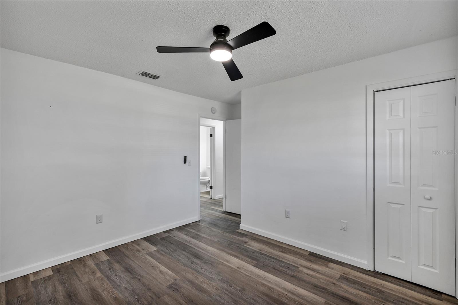 Image 22 of 31 For 230 Shore Drive