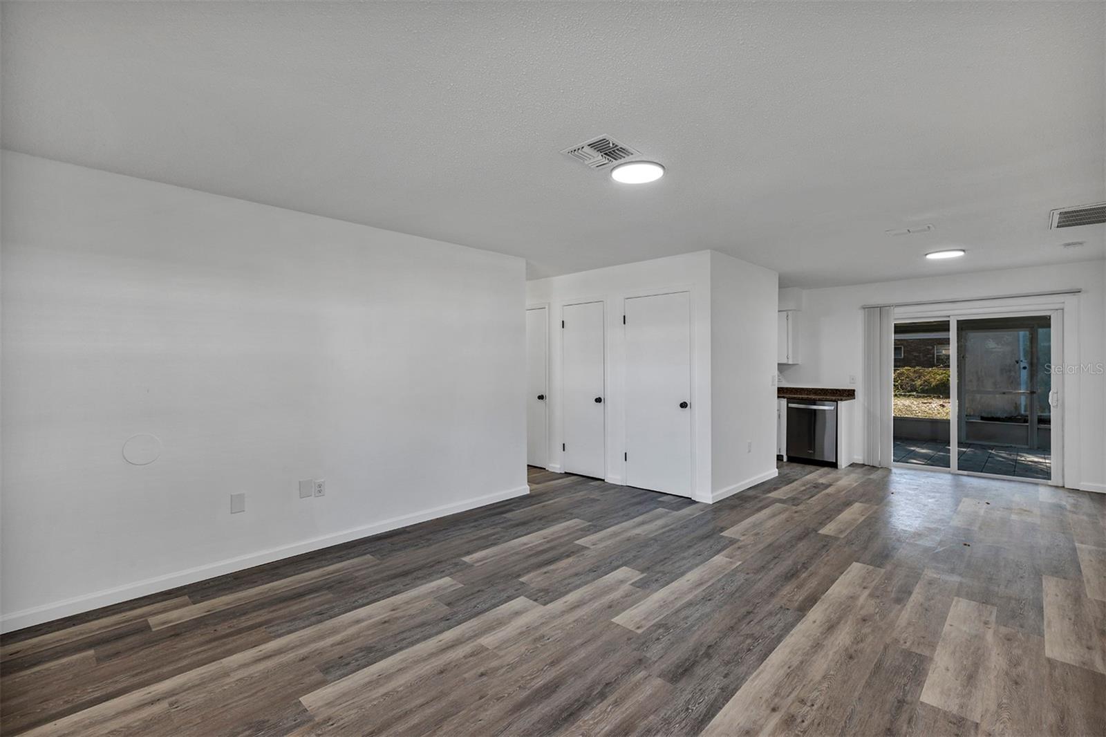 Image 7 of 31 For 230 Shore Drive