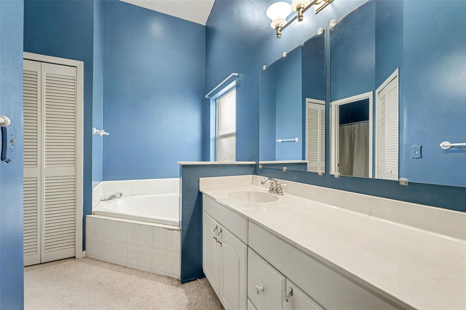 Image 14 of 35 For 709 Haryestor Avenue Sw