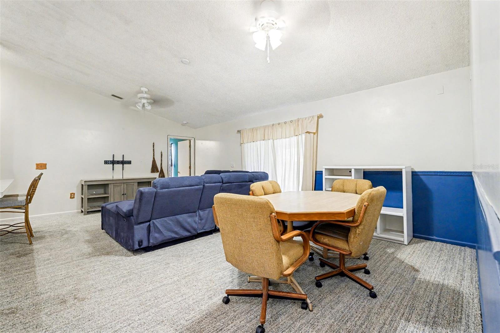 Image 23 of 35 For 709 Haryestor Avenue Sw