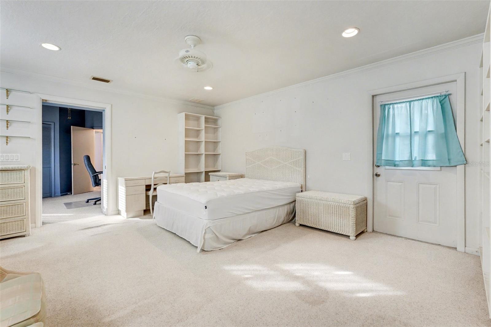 Image 26 of 35 For 709 Haryestor Avenue Sw