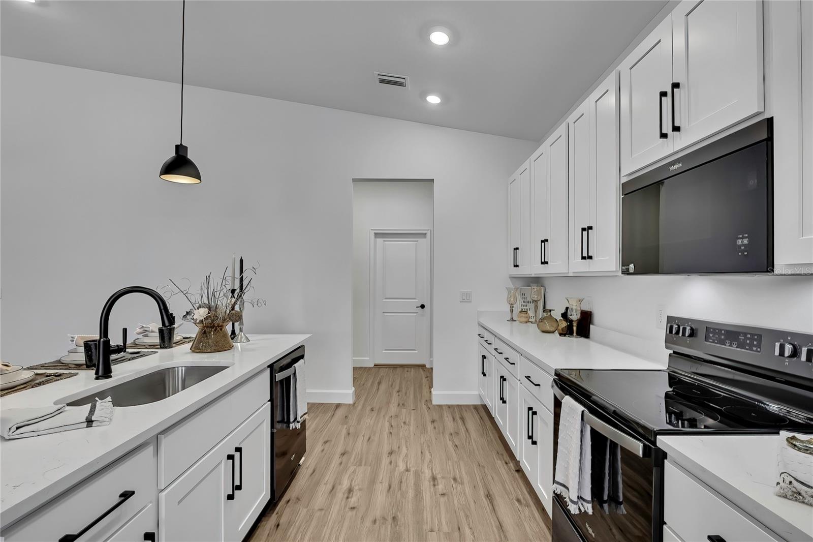 Image 16 of 60 For 5180 Winterville Road