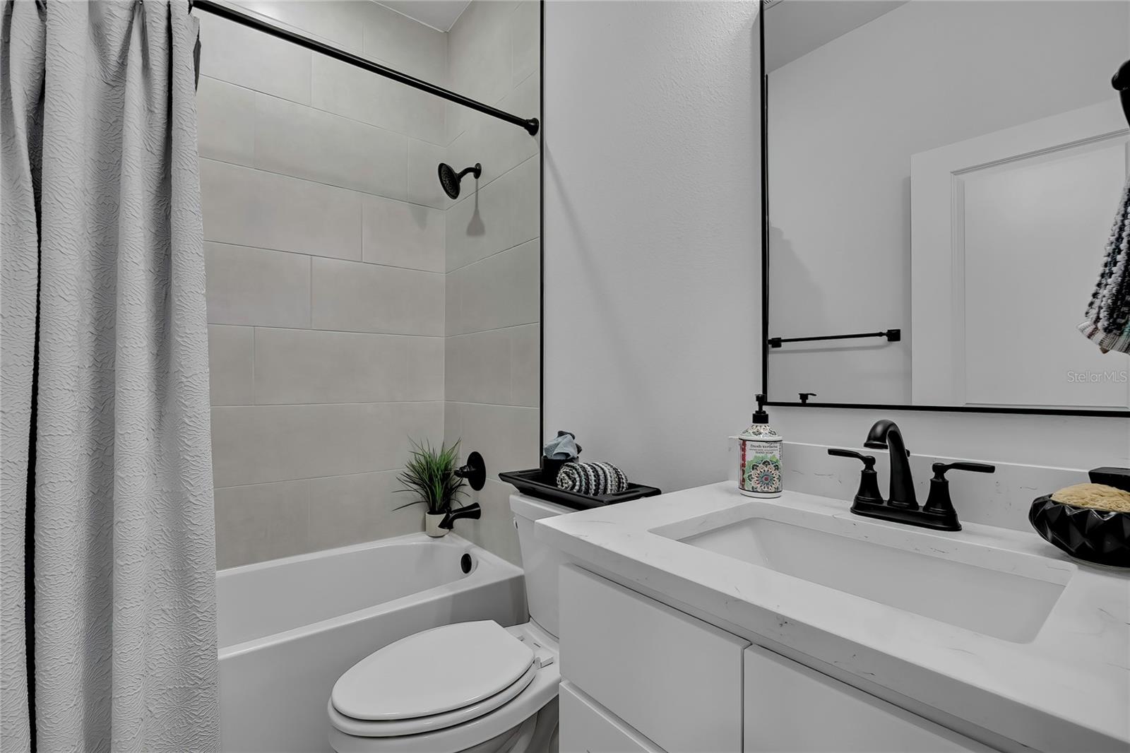 Image 43 of 60 For 5180 Winterville Road