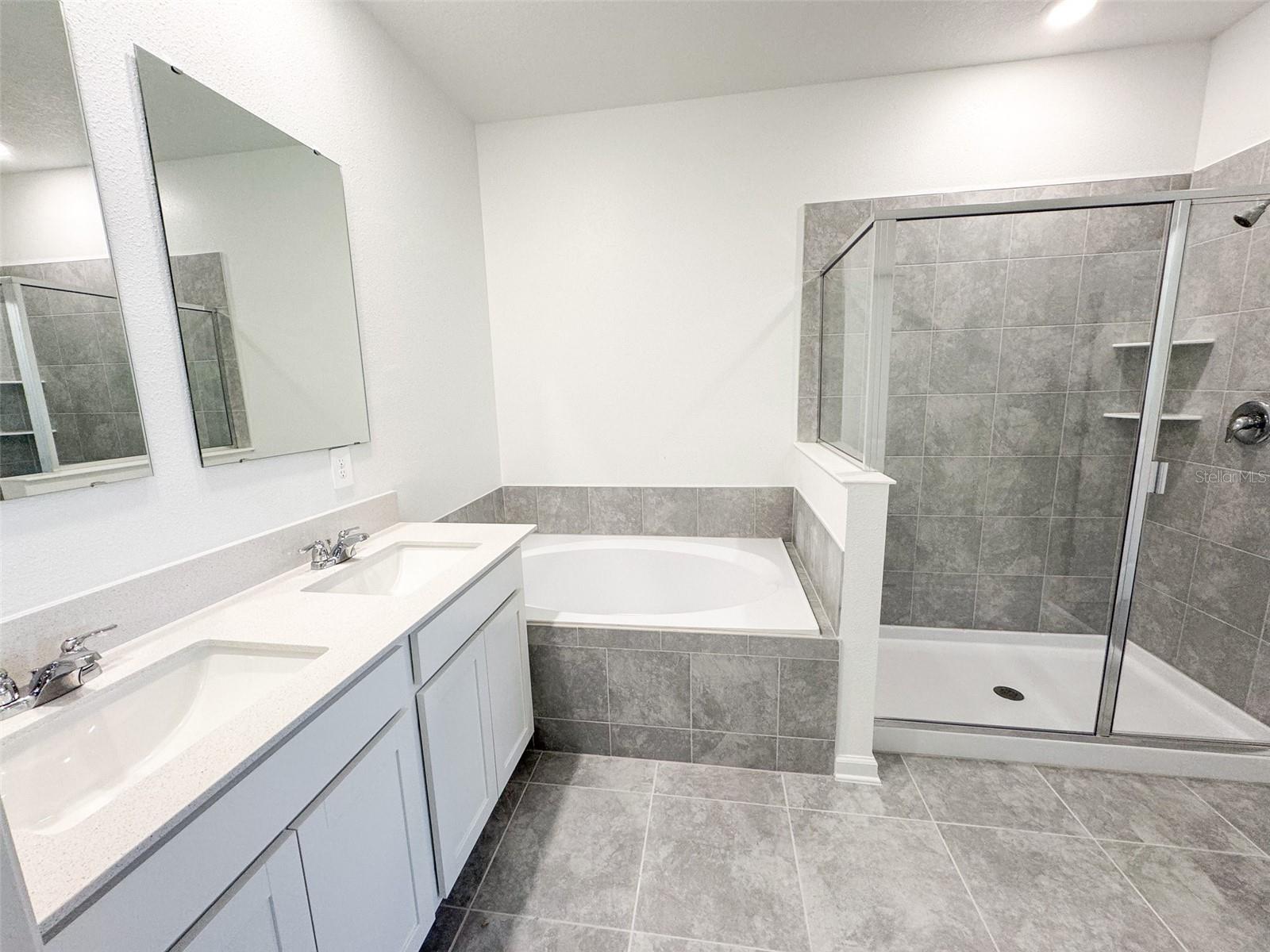 Image 14 of 25 For 417 Bogey Drive