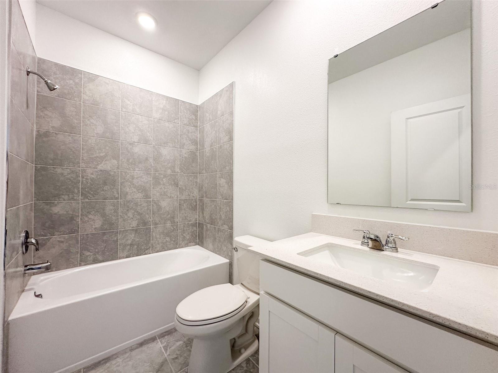 Image 21 of 25 For 417 Bogey Drive