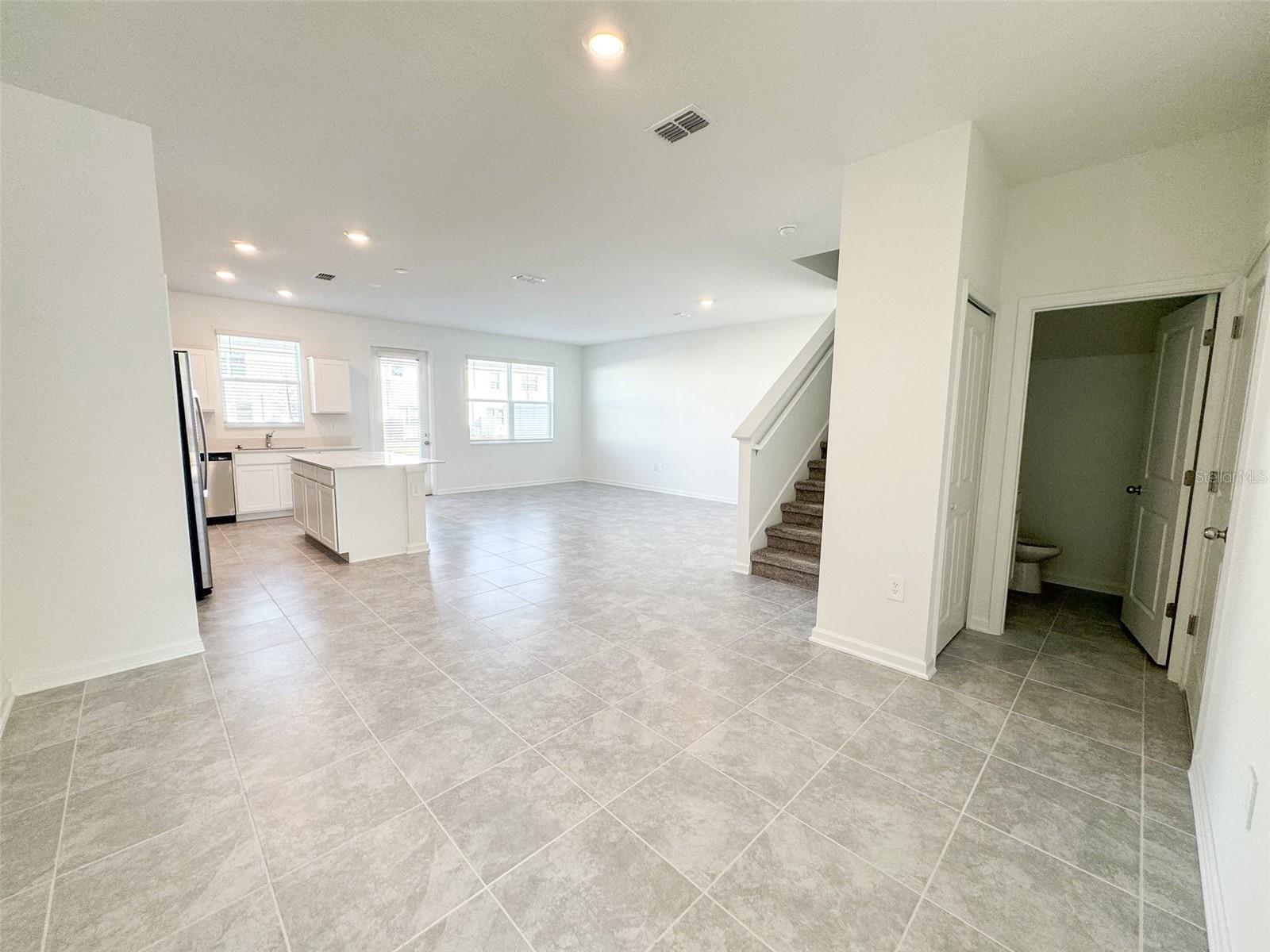 Image 4 of 25 For 417 Bogey Drive