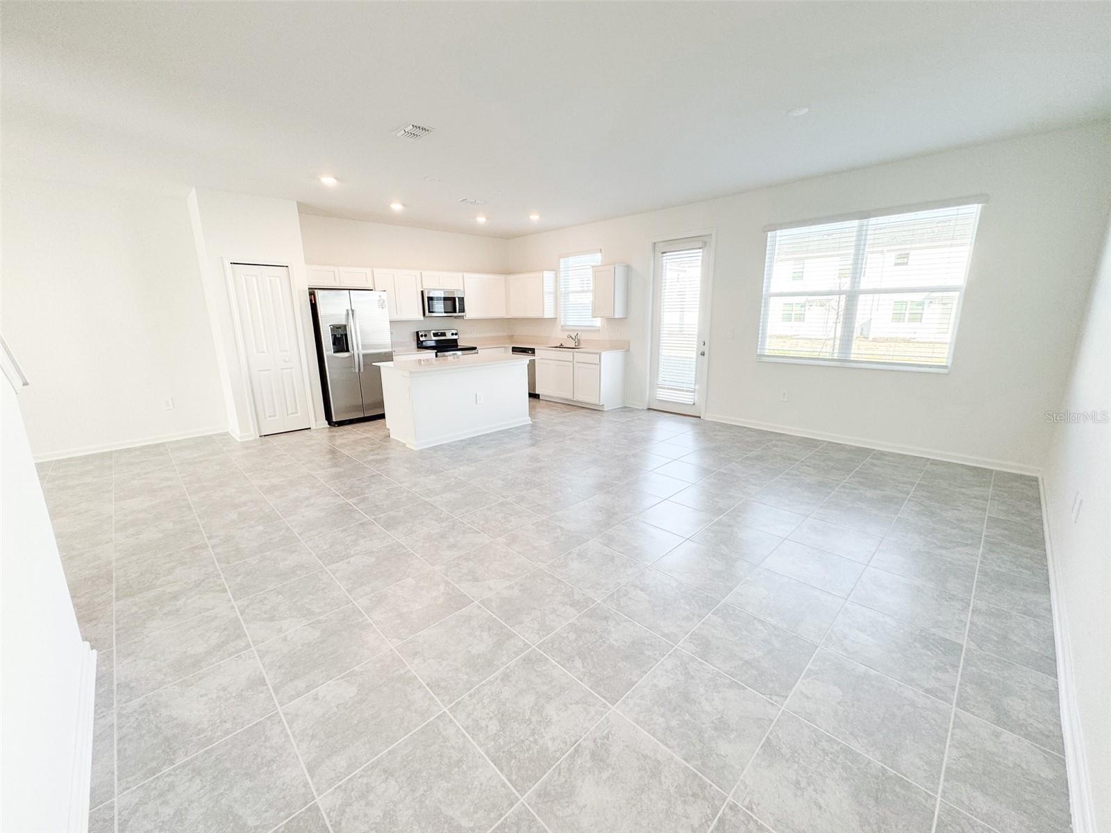 Image 6 of 25 For 417 Bogey Drive