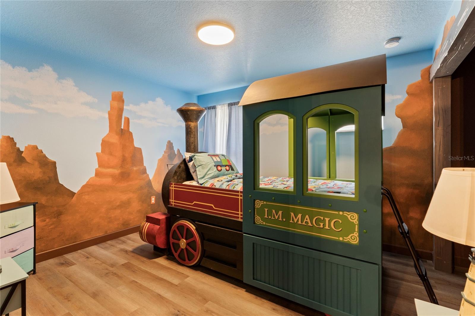 Image 8 of 43 For 8900 Candy Palm Road