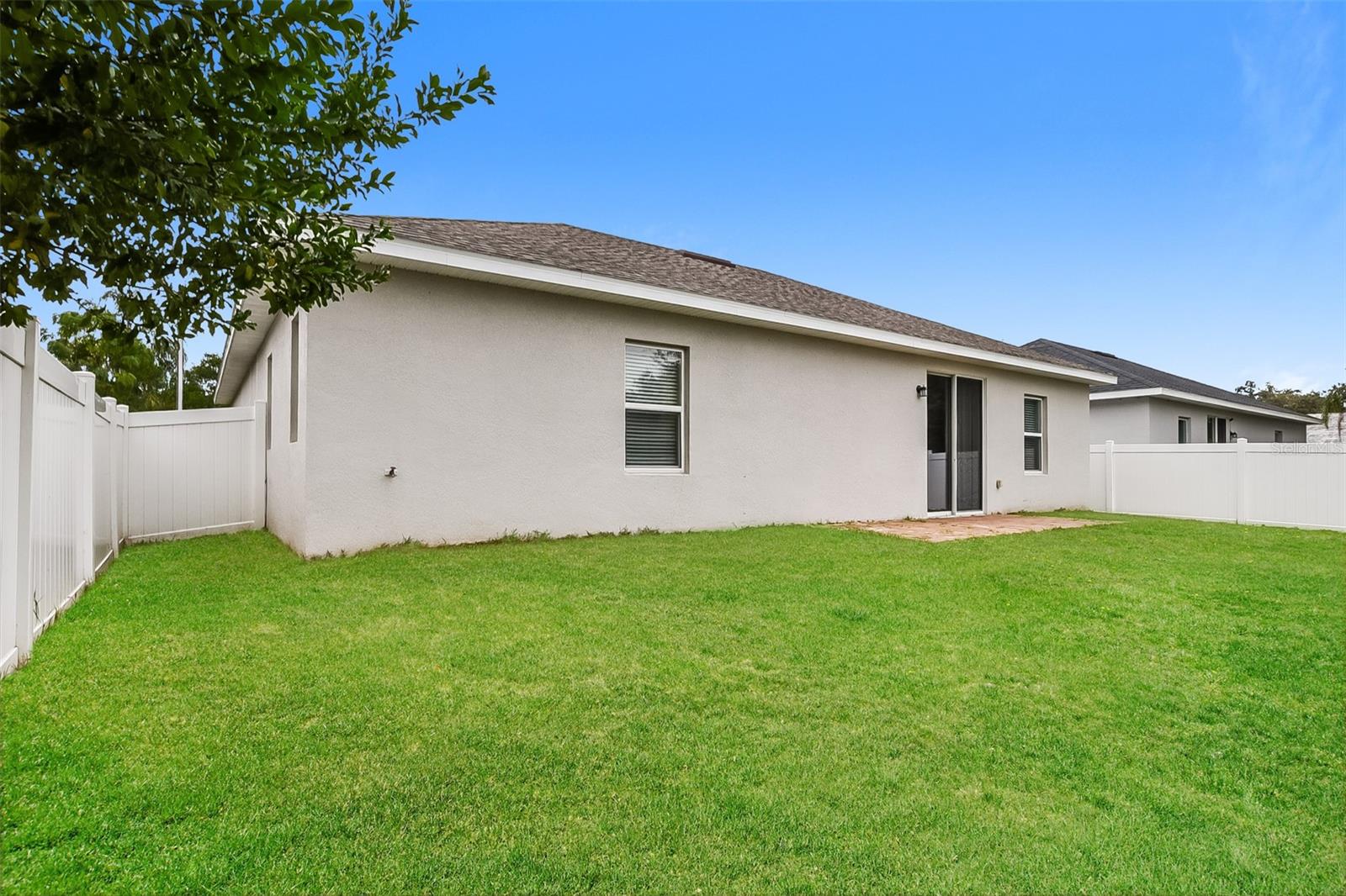 Image 19 of 21 For 1408 Lakeview Avenue