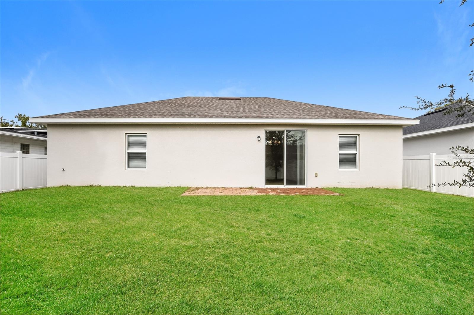 Image 20 of 21 For 1408 Lakeview Avenue