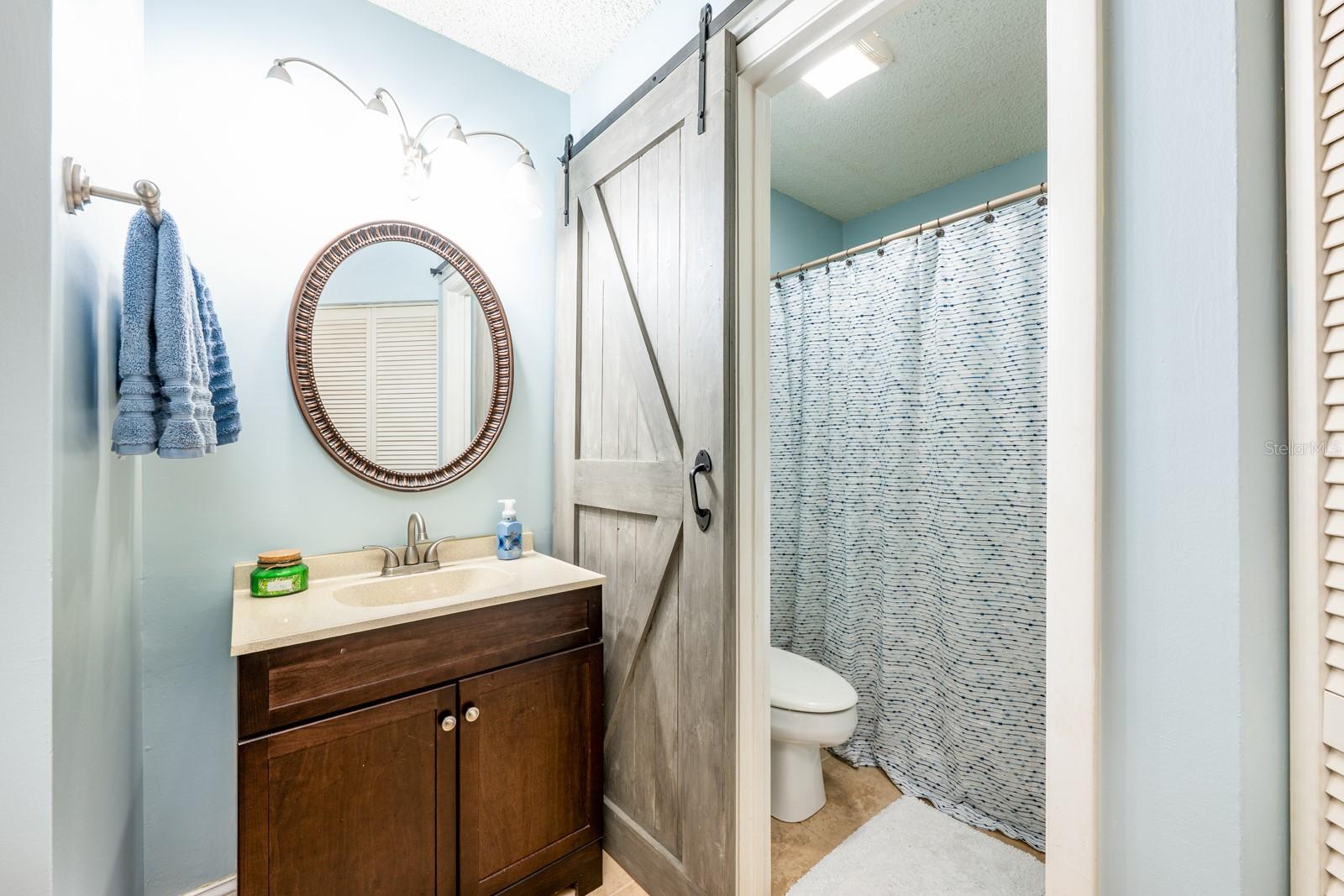 Image 22 of 53 For 2584 Grassy Point Drive 106