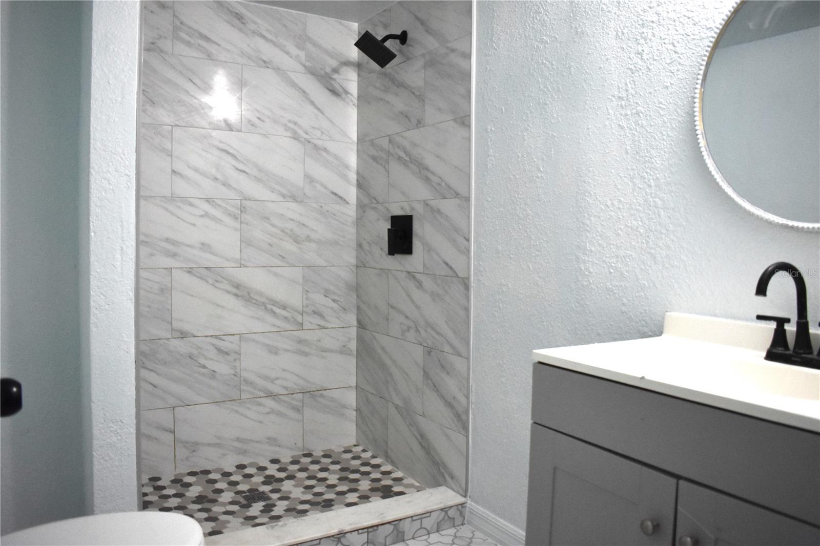 Image 19 of 21 For 1954 Boat Club Road