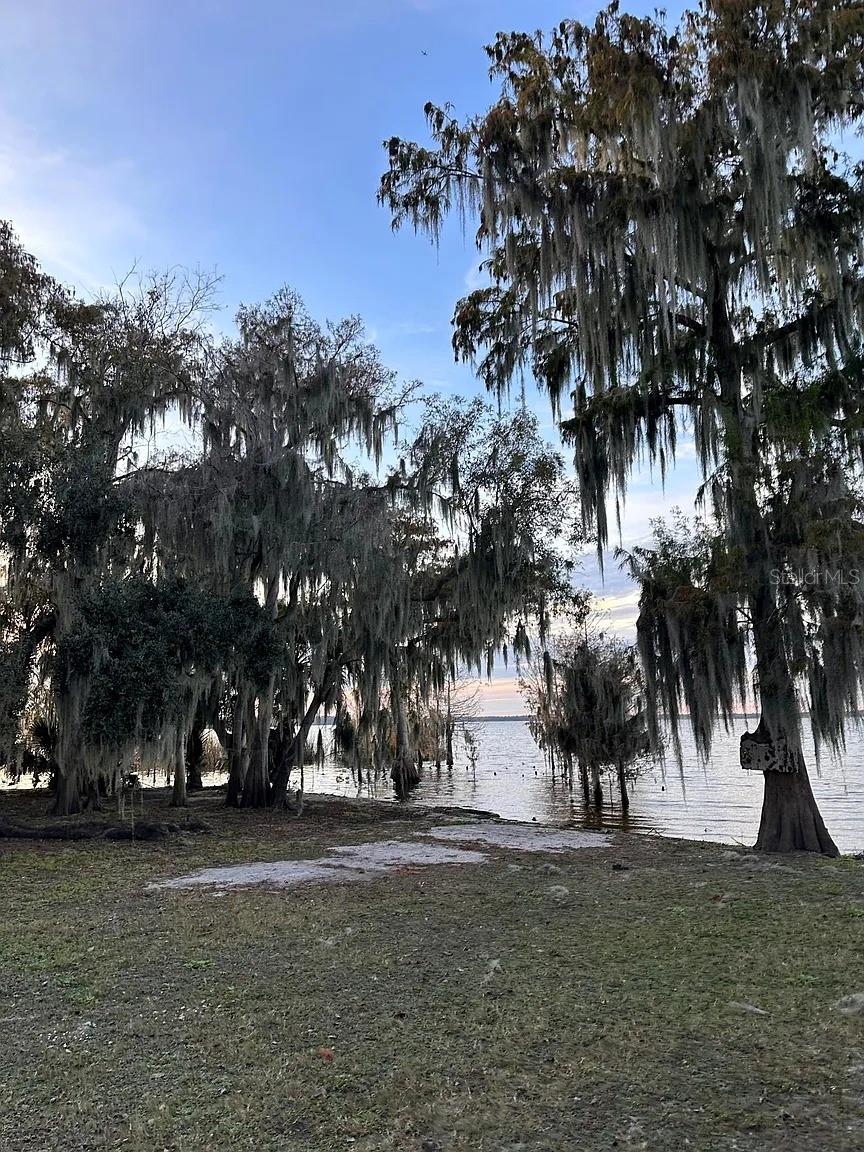 Image 20 of 21 For 1954 Boat Club Road