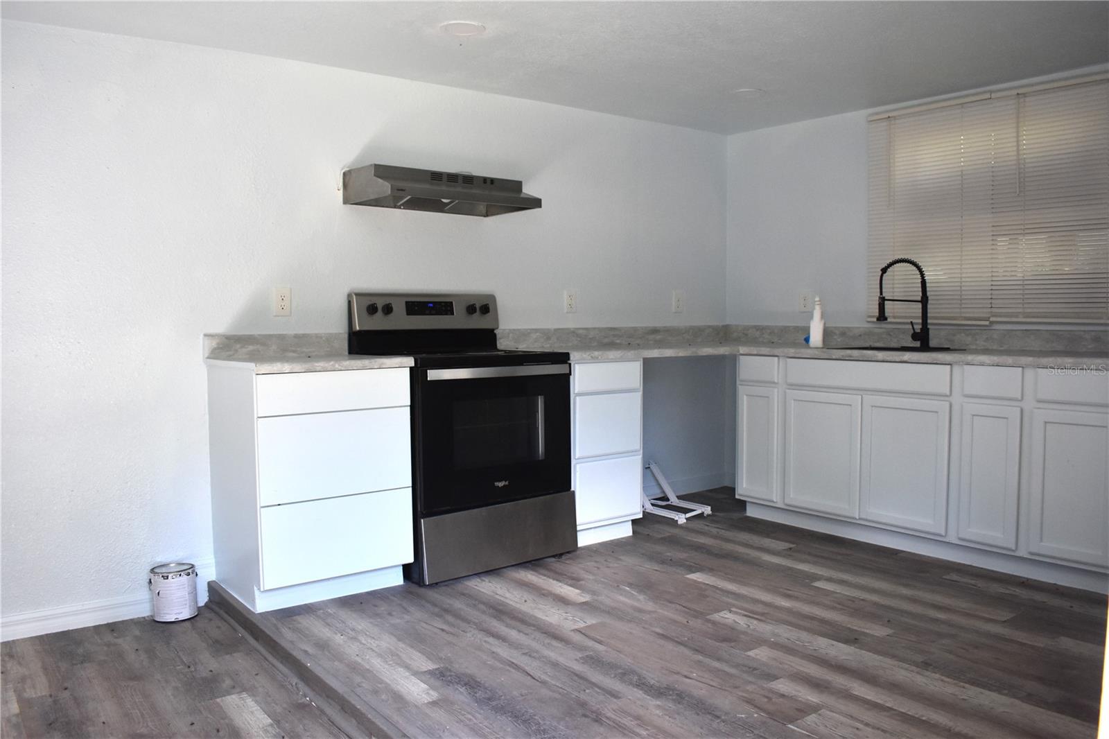 Image 8 of 21 For 1954 Boat Club Road