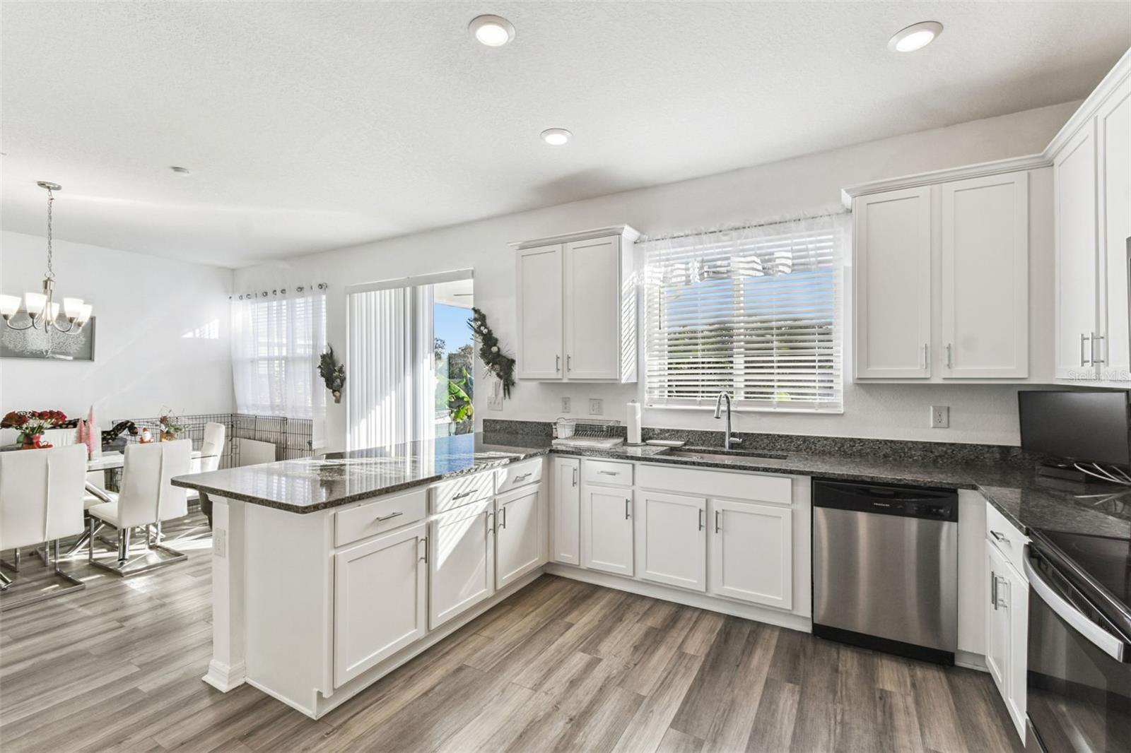 Image 19 of 60 For 595 Preserve Pointe Boulevard