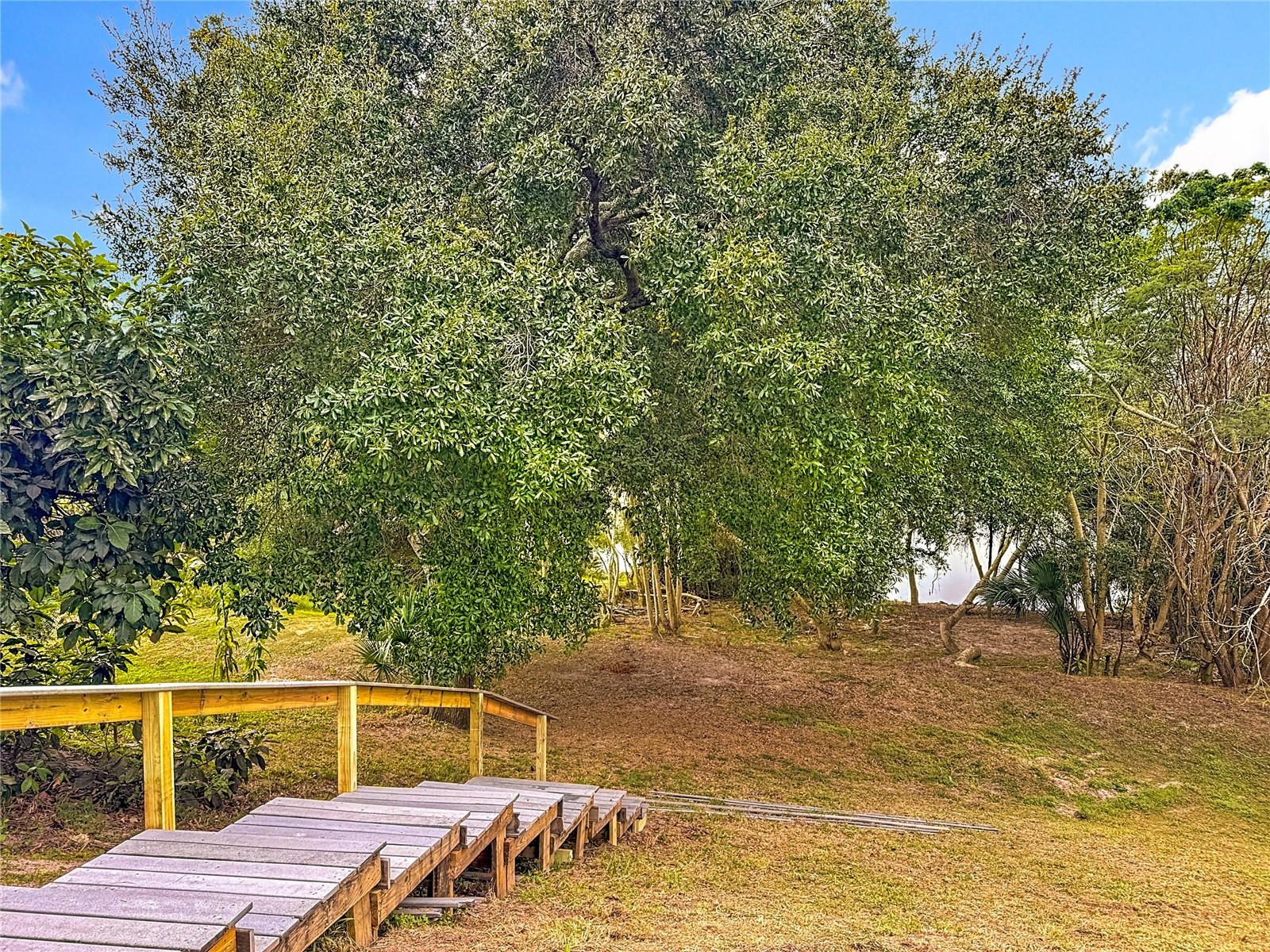 Image 50 of 62 For 697 Winding Lake Drive