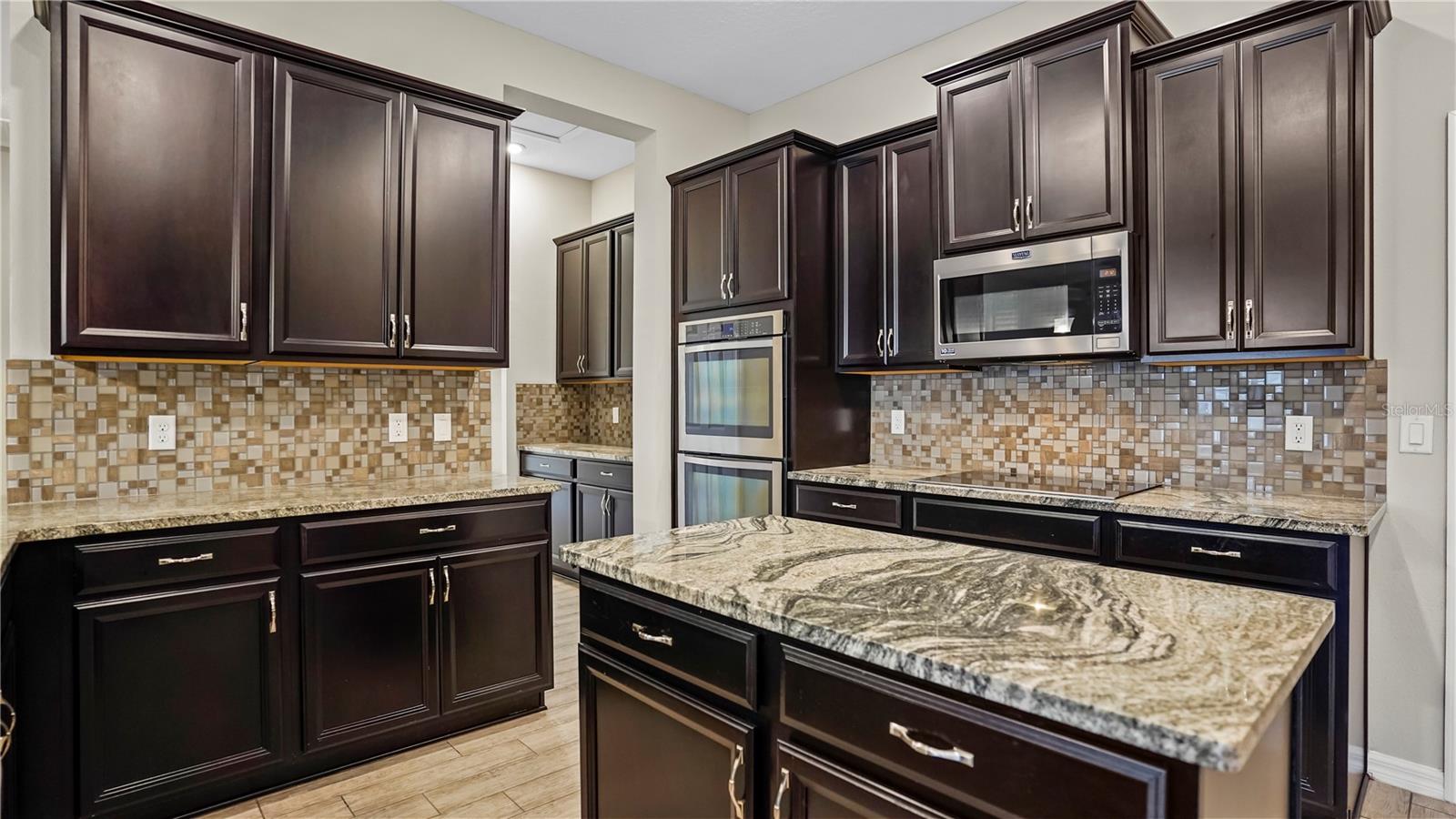 Image 12 of 53 For 3112 Pinenut Drive