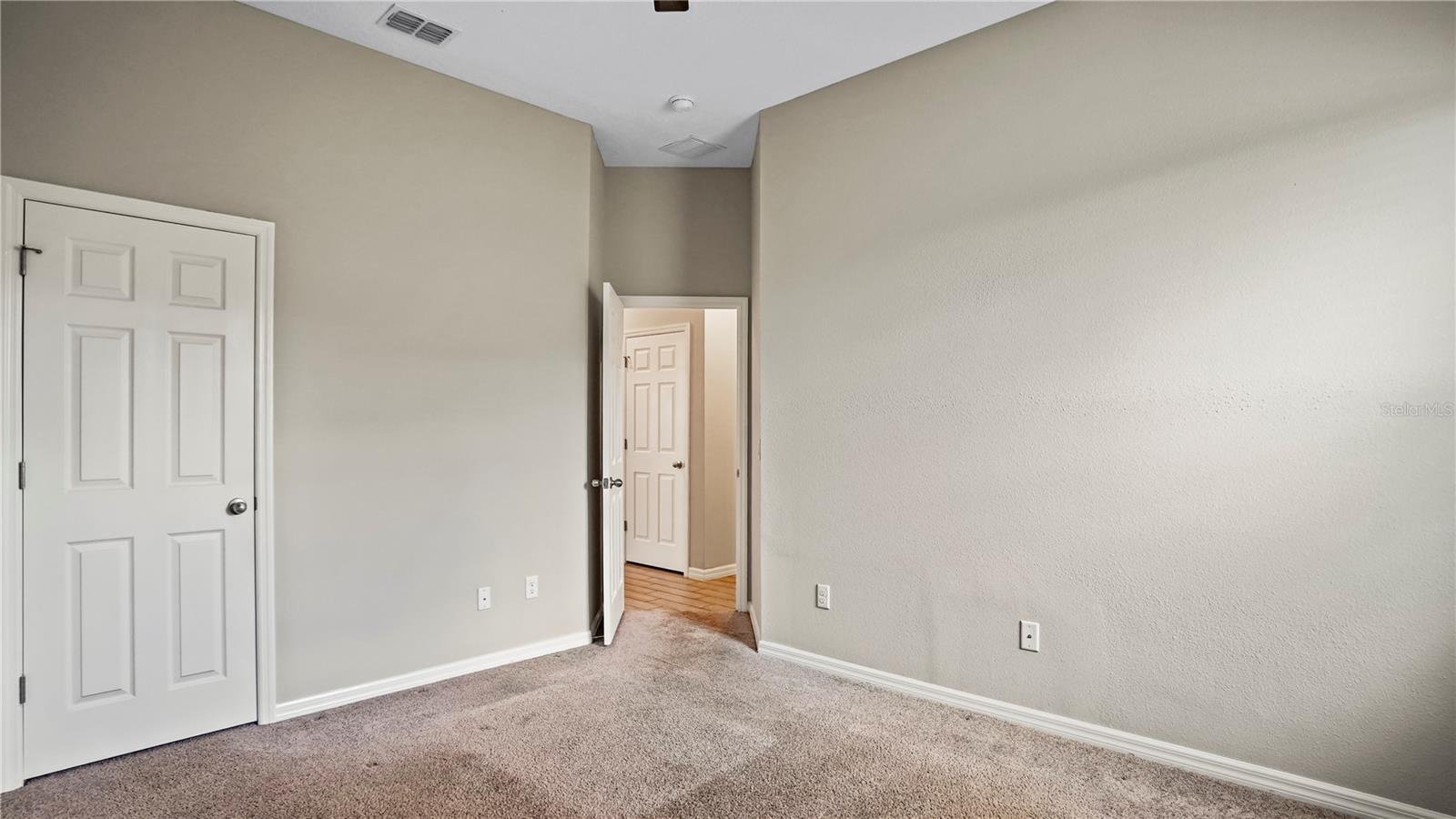 Image 37 of 53 For 3112 Pinenut Drive