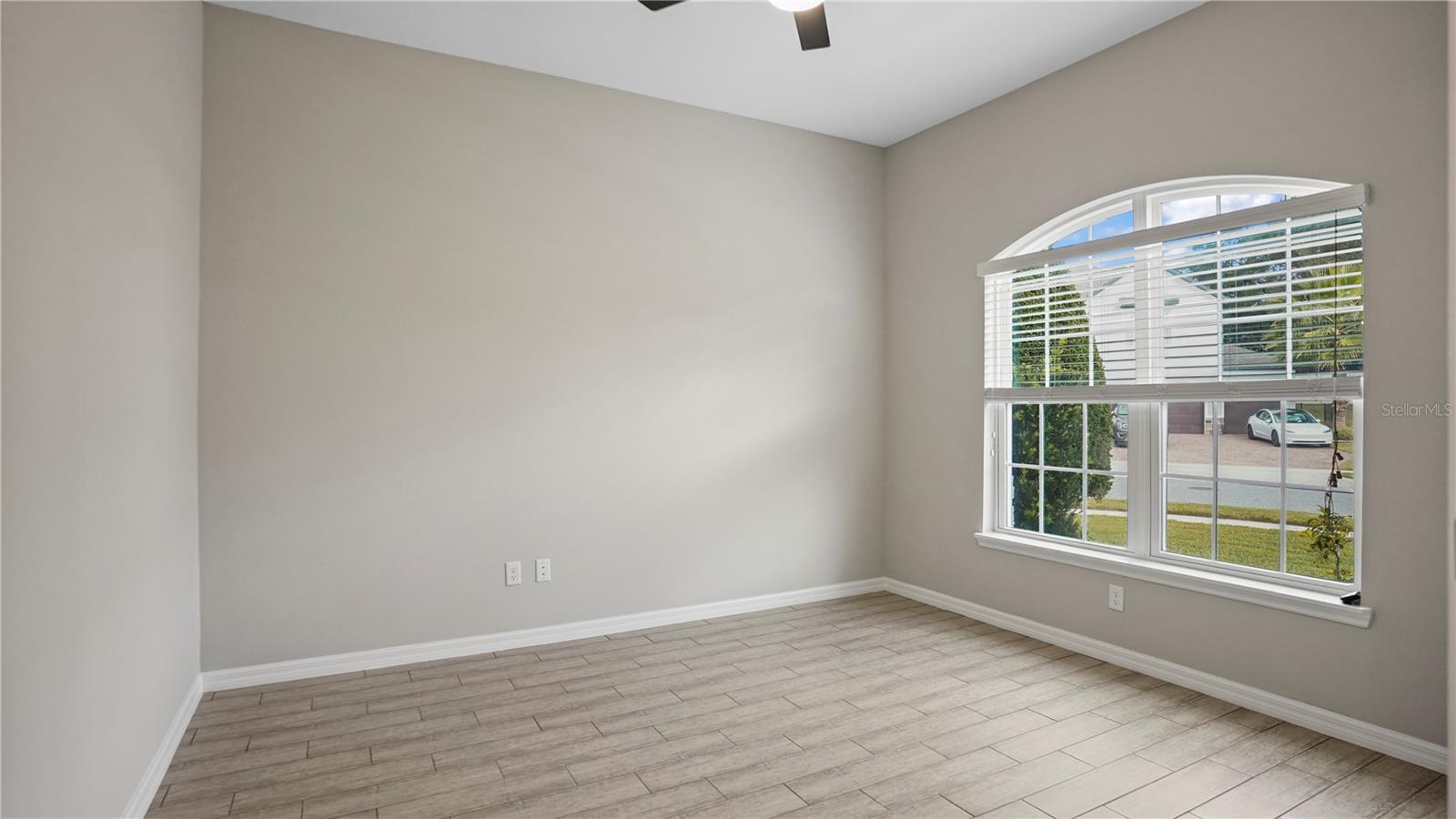 Image 4 of 53 For 3112 Pinenut Drive