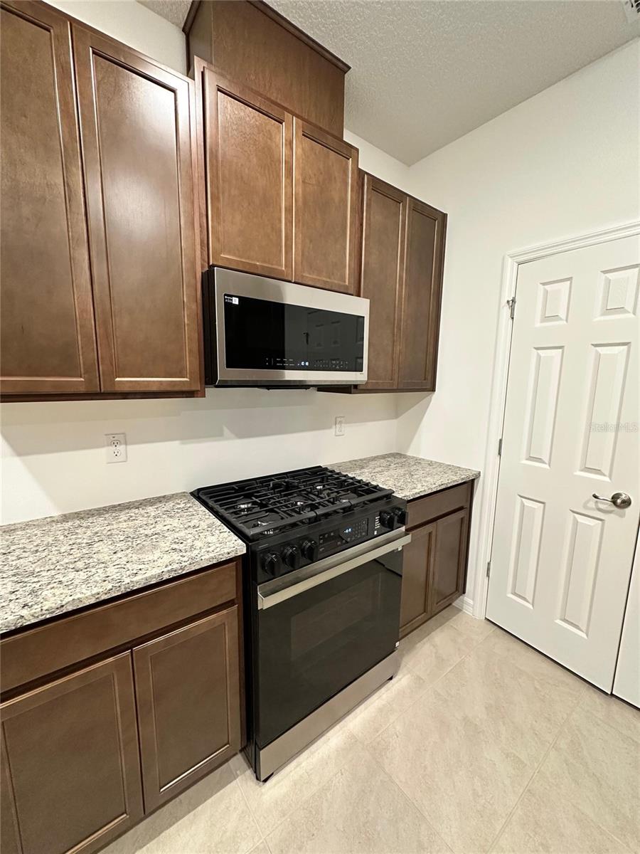 Image 3 of 10 For 7004 Broad Wing Loop