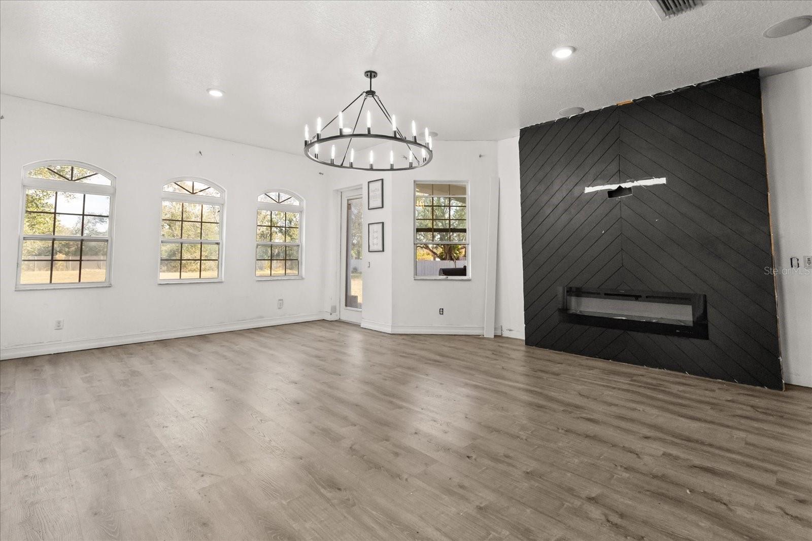 Image 10 of 15 For 11250 Mcmullen Road