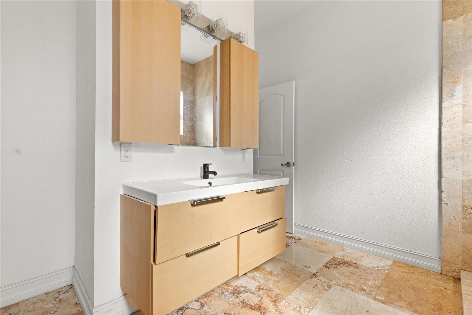 Image 13 of 15 For 11250 Mcmullen Road