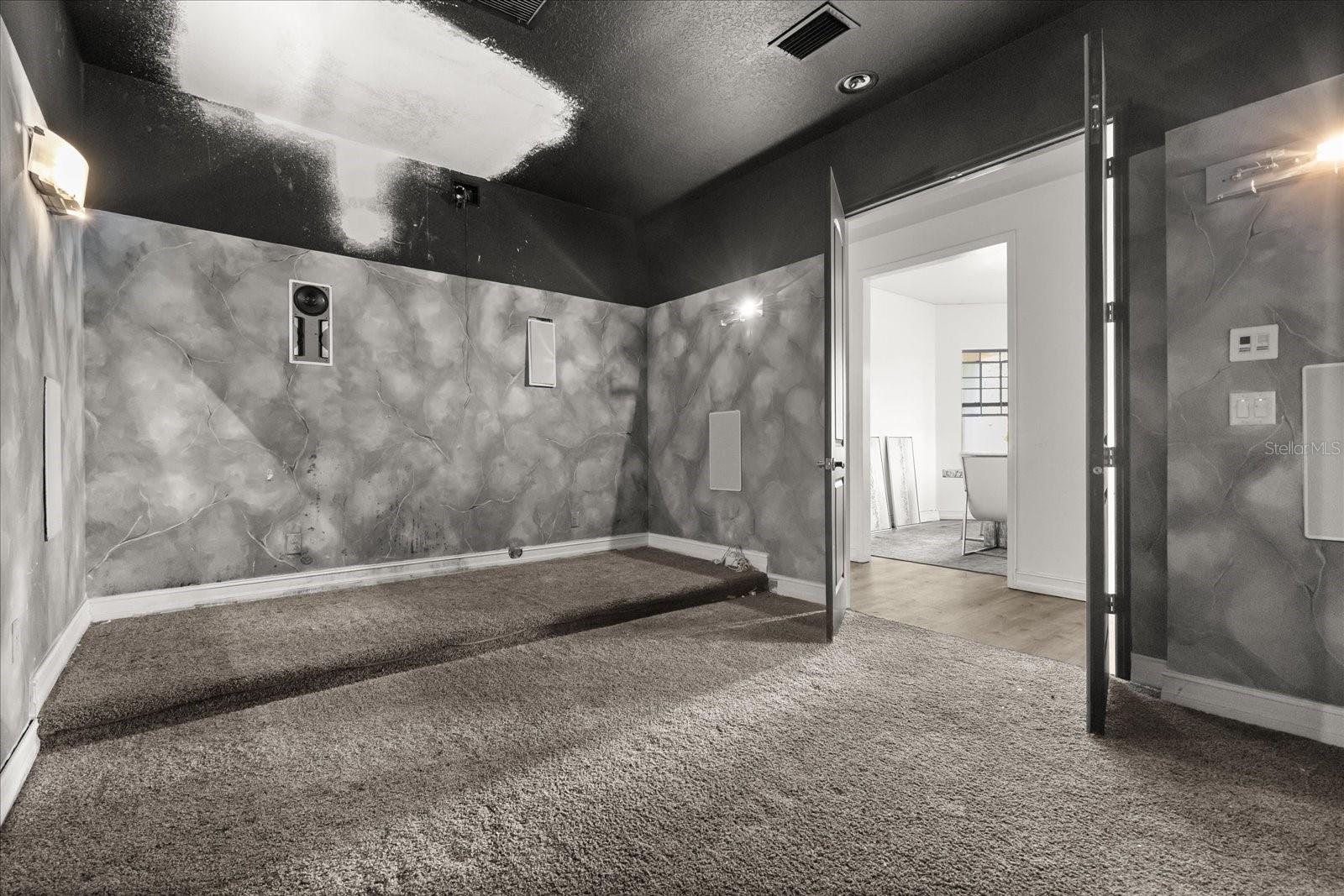 Image 8 of 15 For 11250 Mcmullen Road