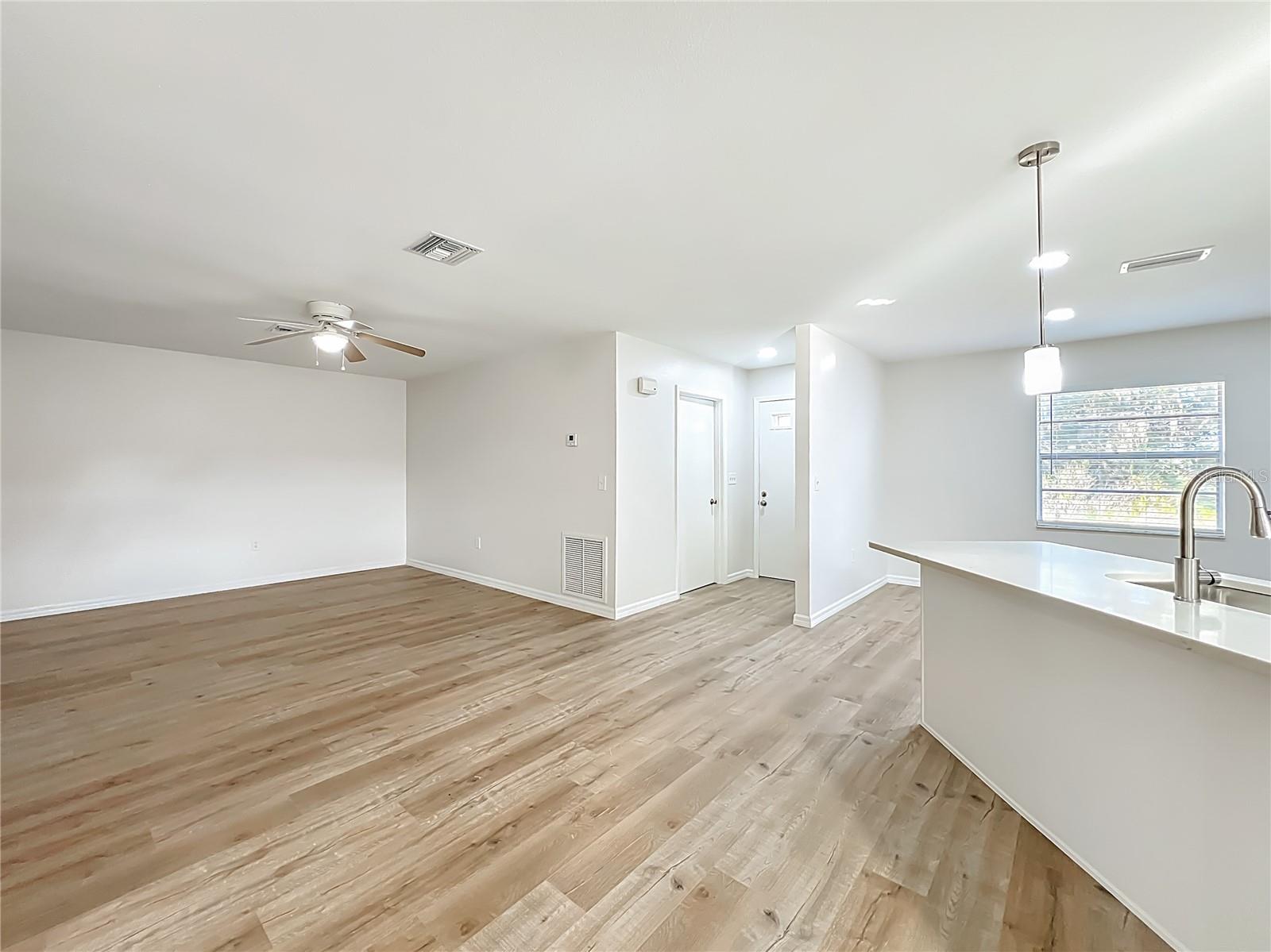 Image 10 of 36 For 201 Fern Court