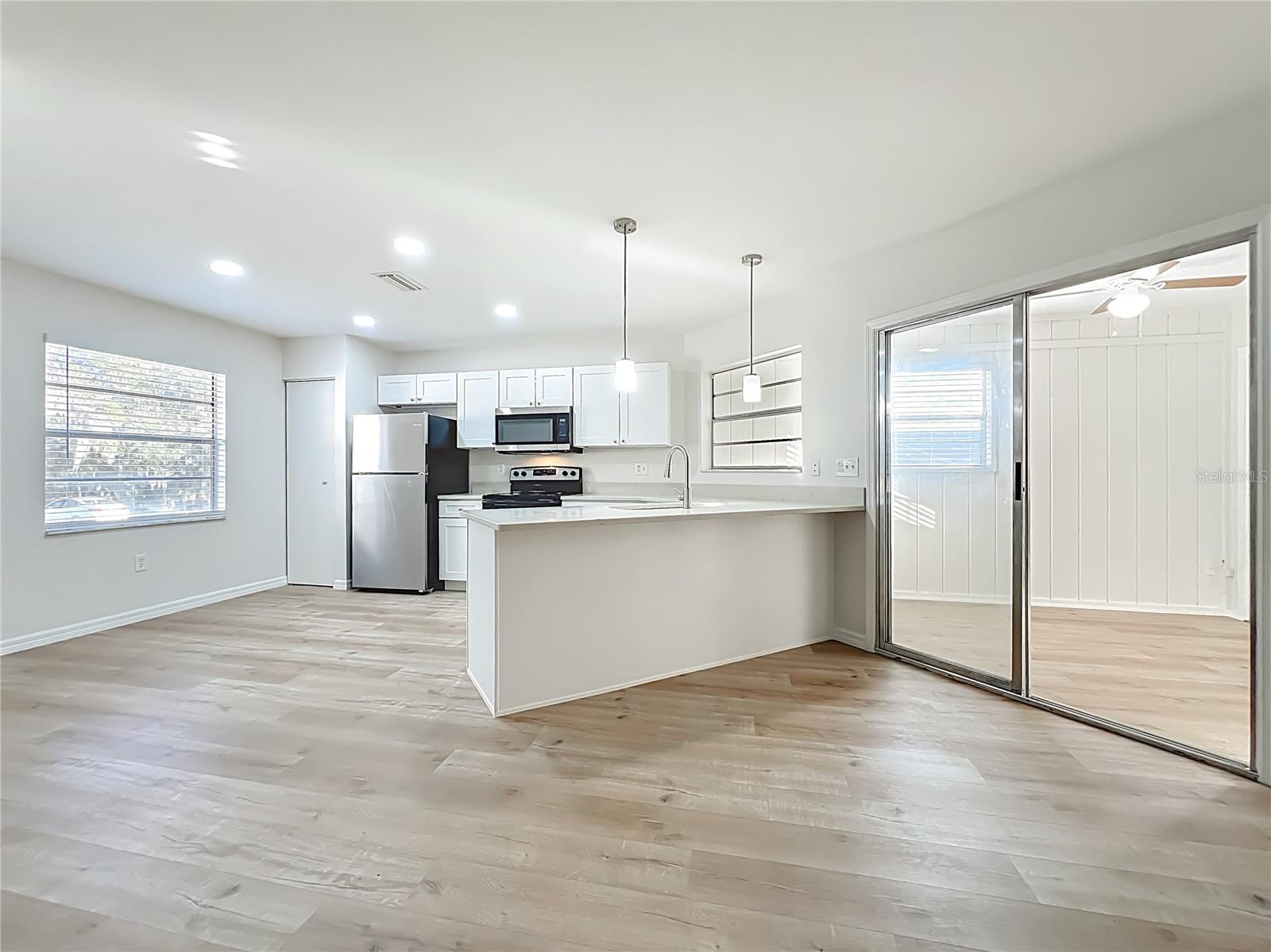 Image 12 of 36 For 201 Fern Court