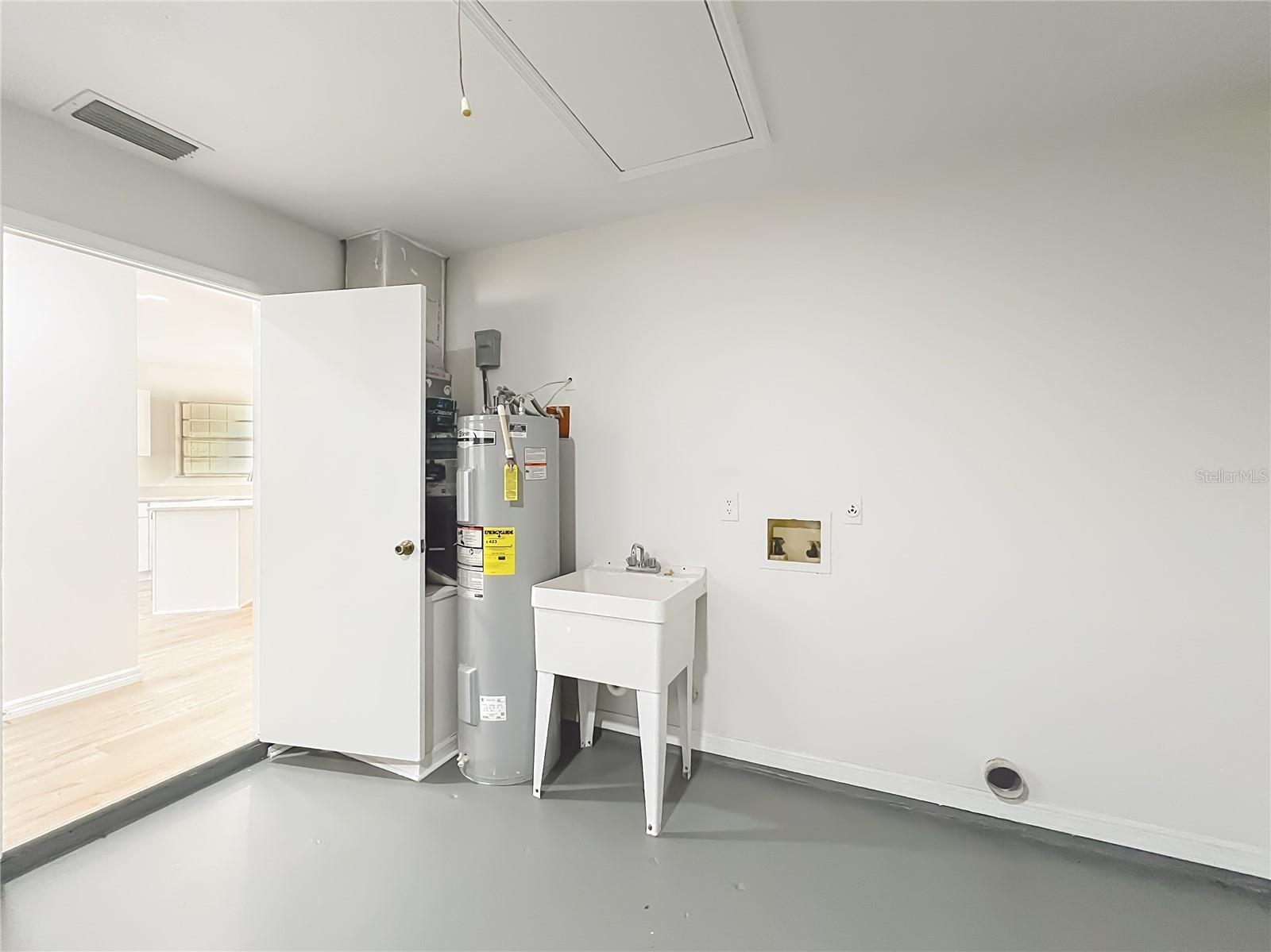 Image 31 of 36 For 201 Fern Court