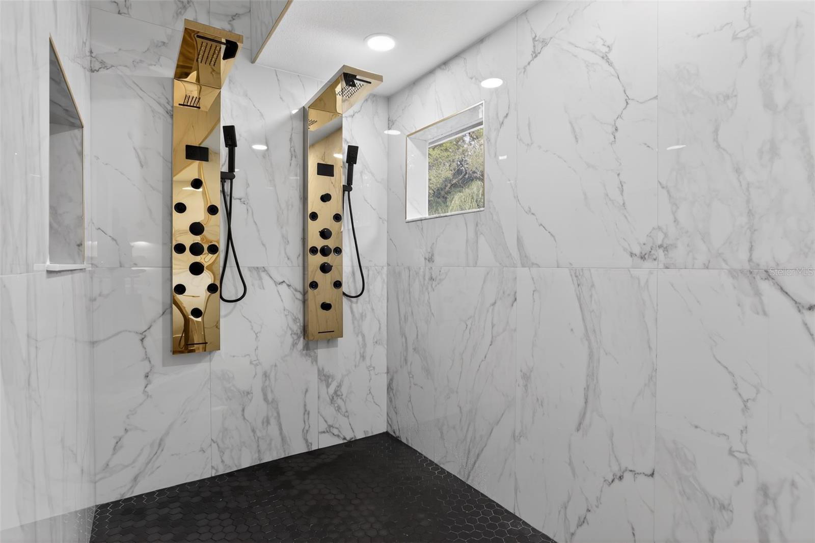 Image 20 of 32 For 1815 Seneca Boulevard