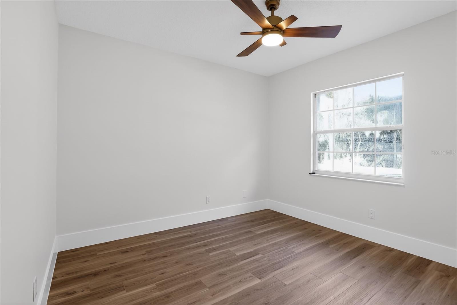 Image 26 of 32 For 1815 Seneca Boulevard