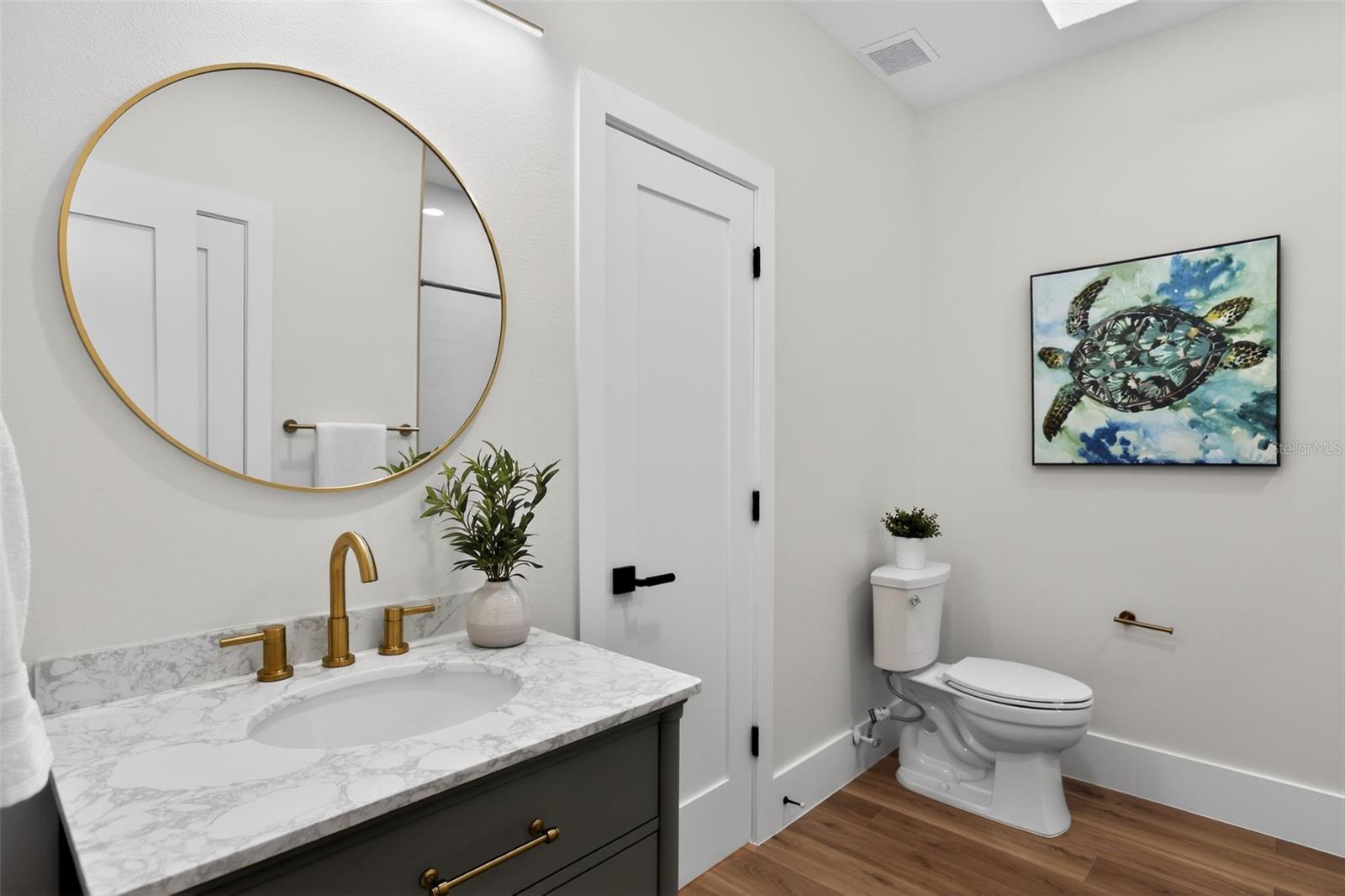 Image 27 of 32 For 1815 Seneca Boulevard